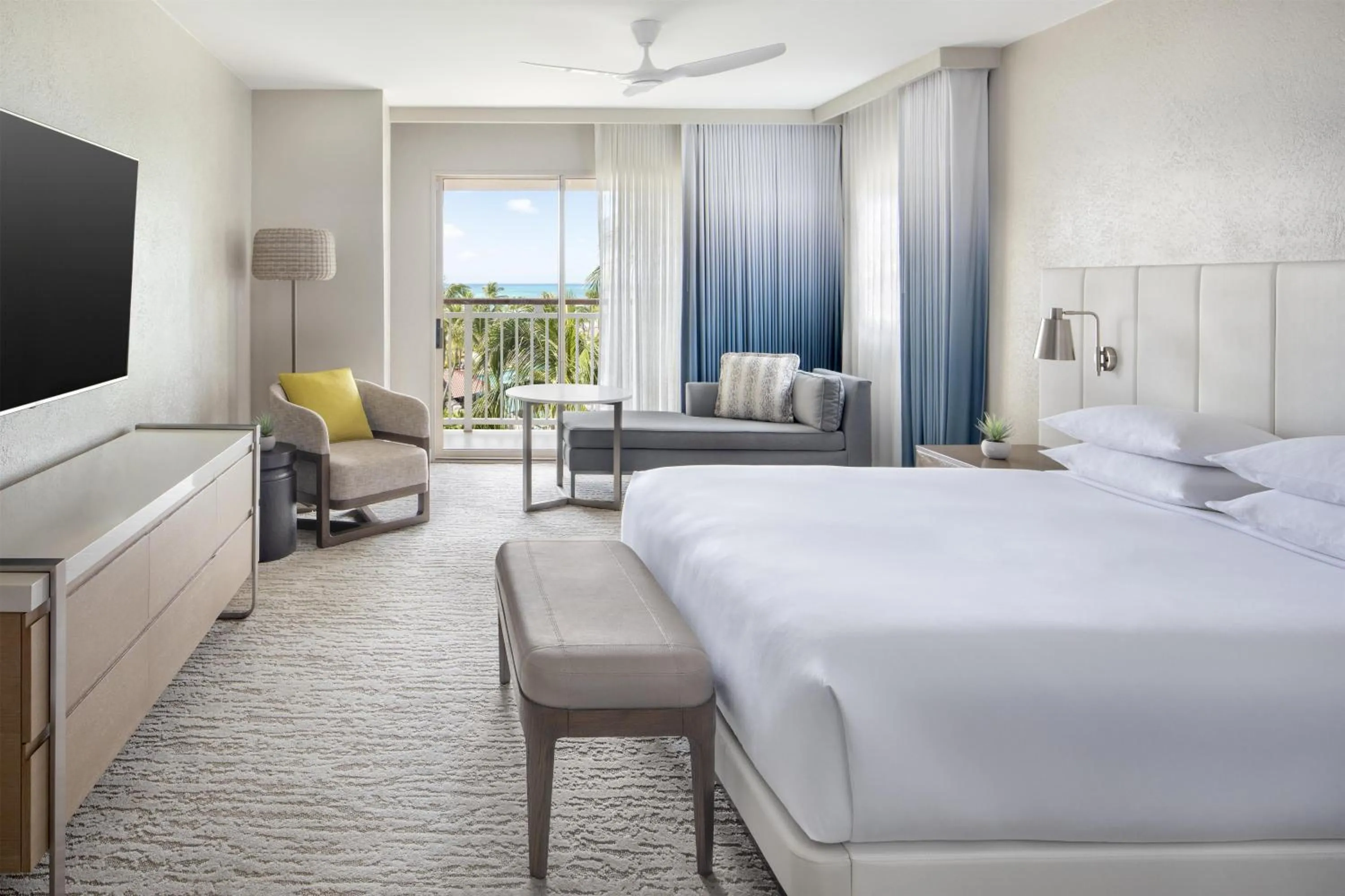 Bedroom, Bed in Hyatt Regency Aruba Resort & Casino