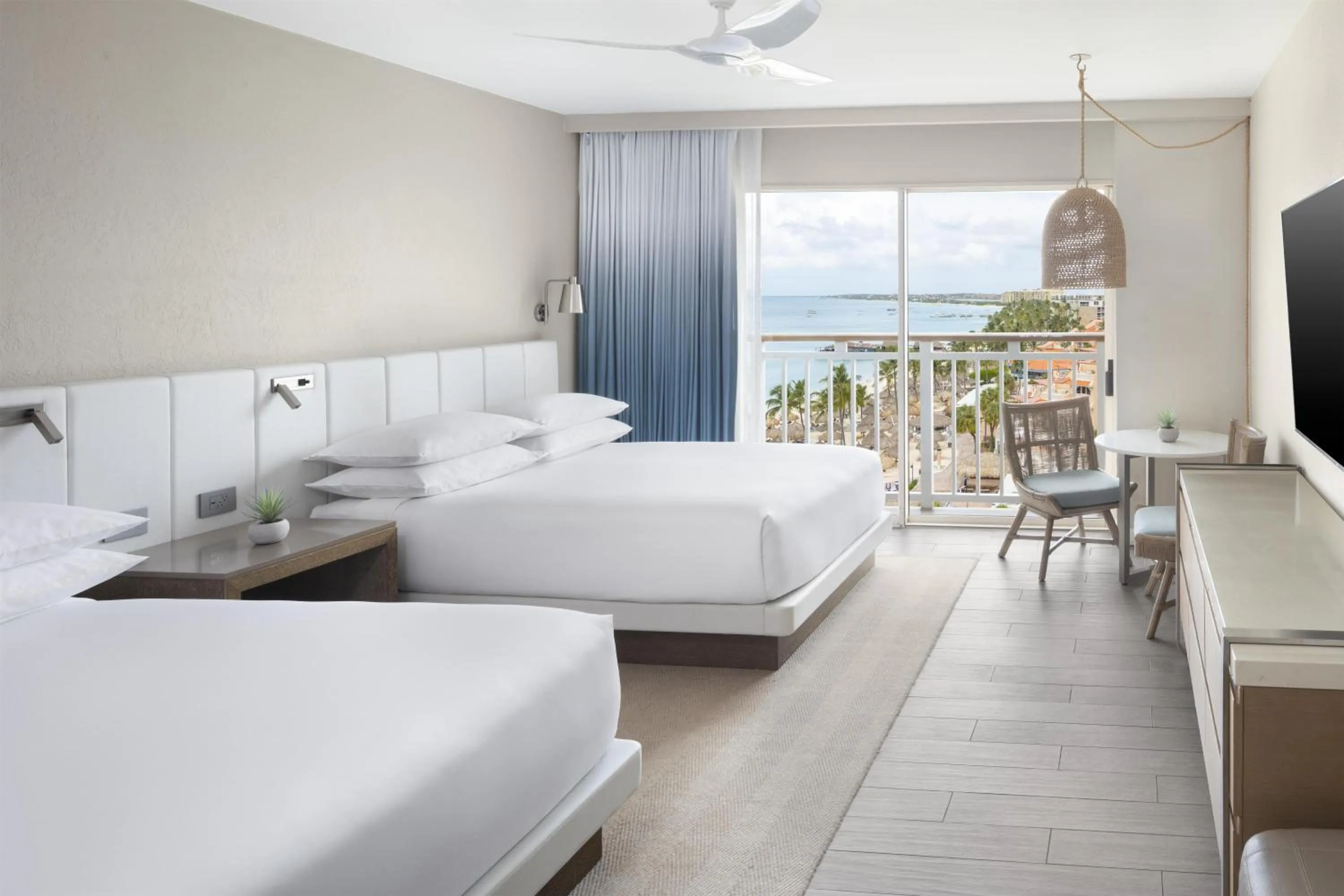 Bedroom, Bed in Hyatt Regency Aruba Resort & Casino