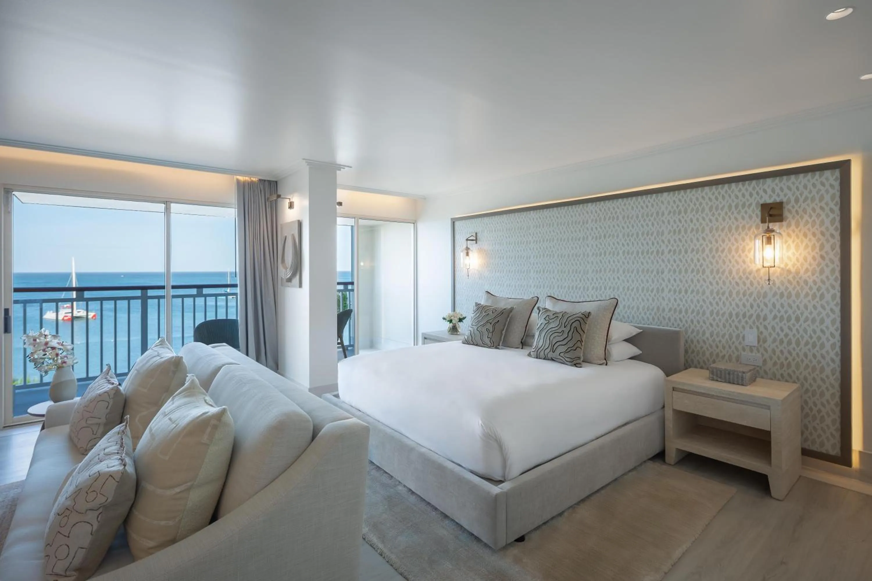 Bedroom, Bed in Hyatt Regency Aruba Resort & Casino