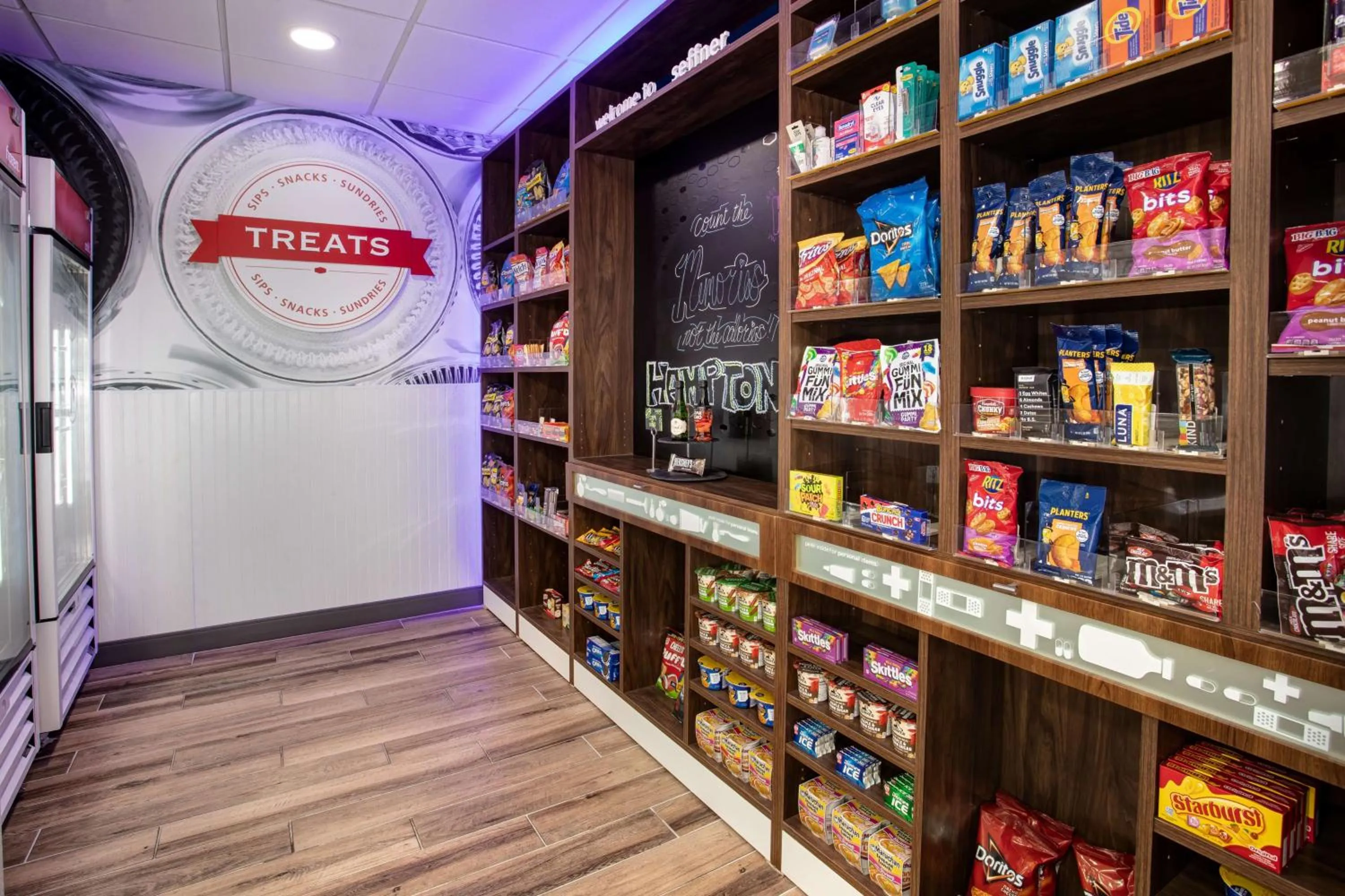 Restaurant/places to eat in Hampton Inn & Suites Tampa East Casino Area