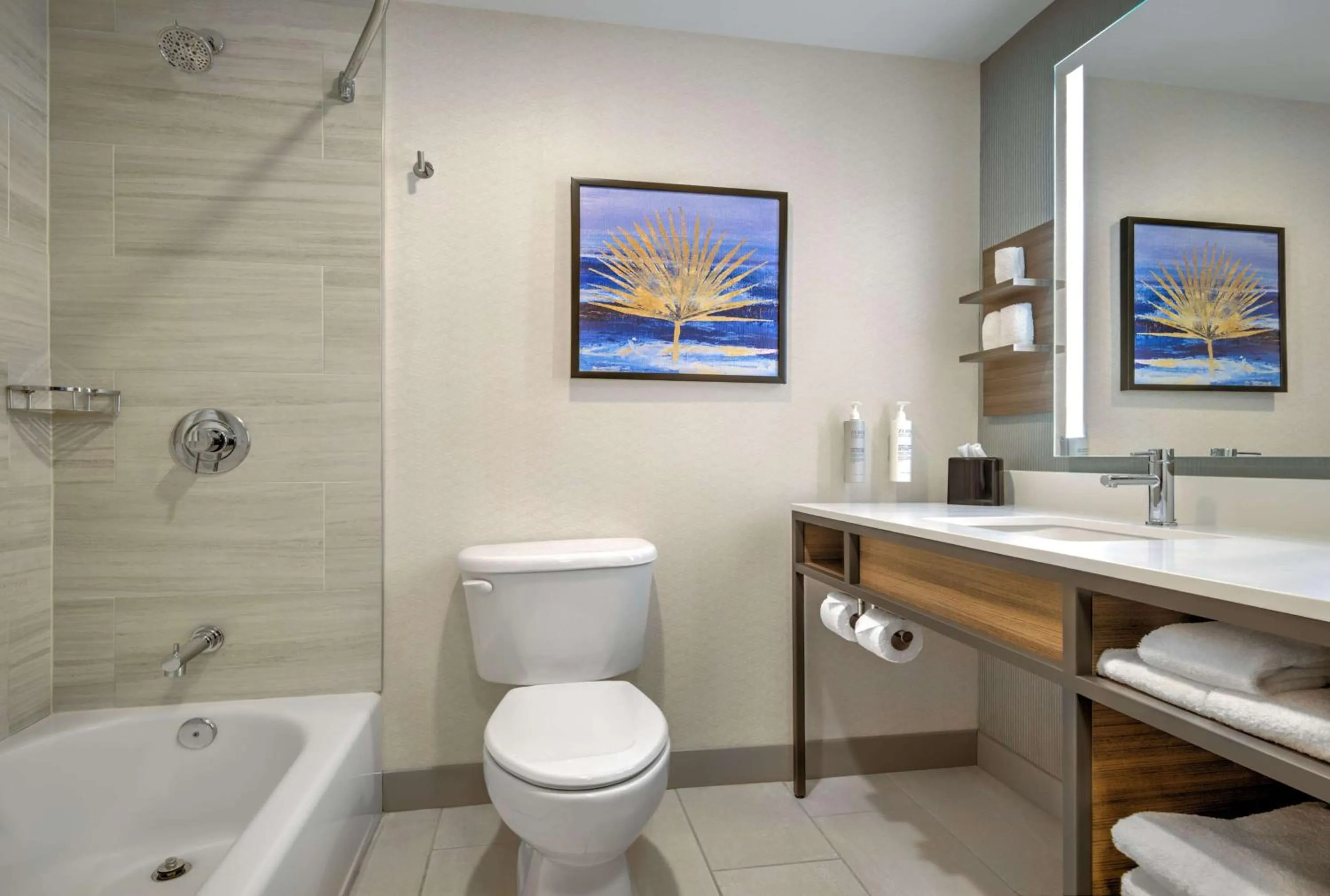 Bathroom in Hilton Garden Inn at PGA Village/Port St. Lucie