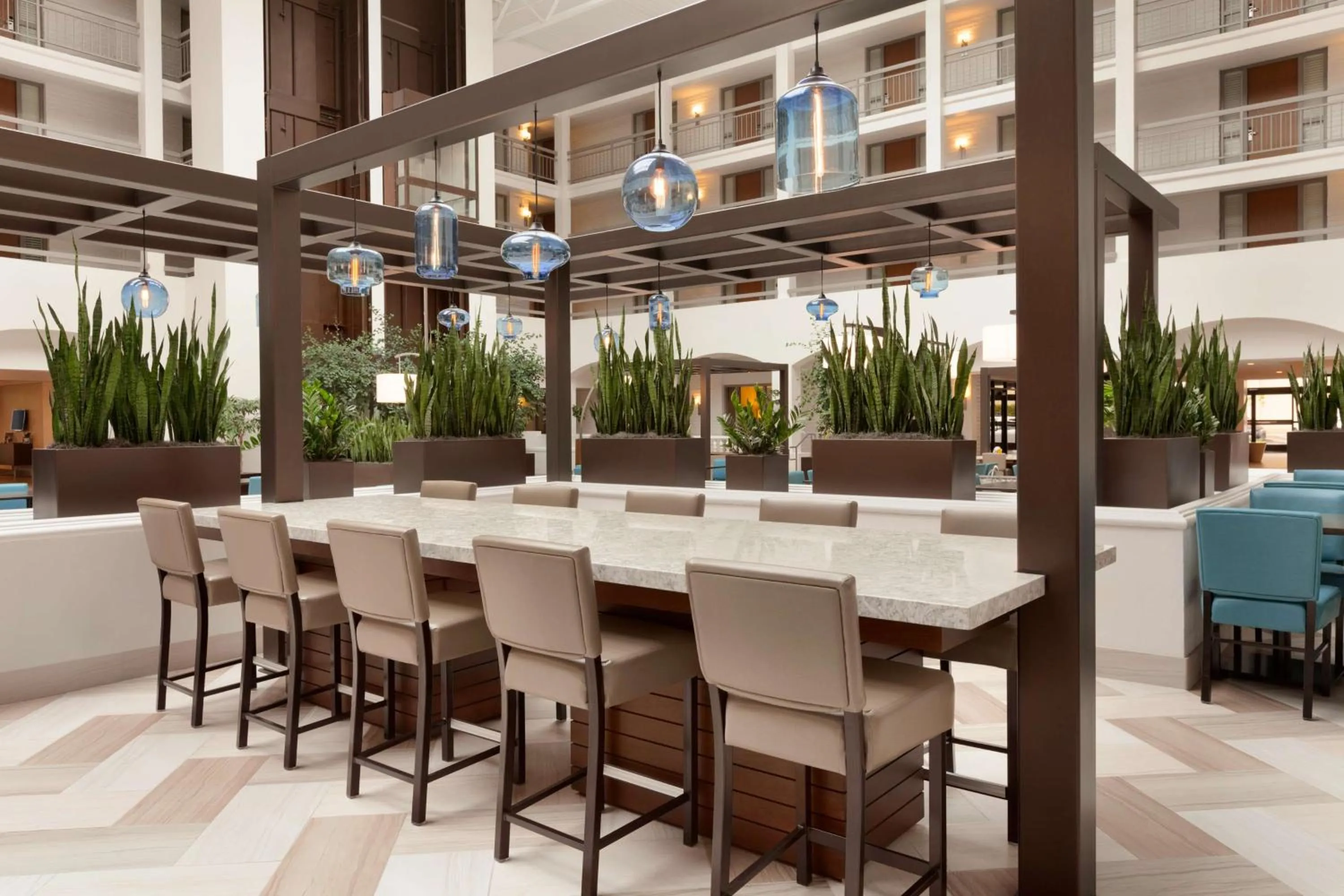 Lobby or reception in Embassy Suites San Luis Obispo