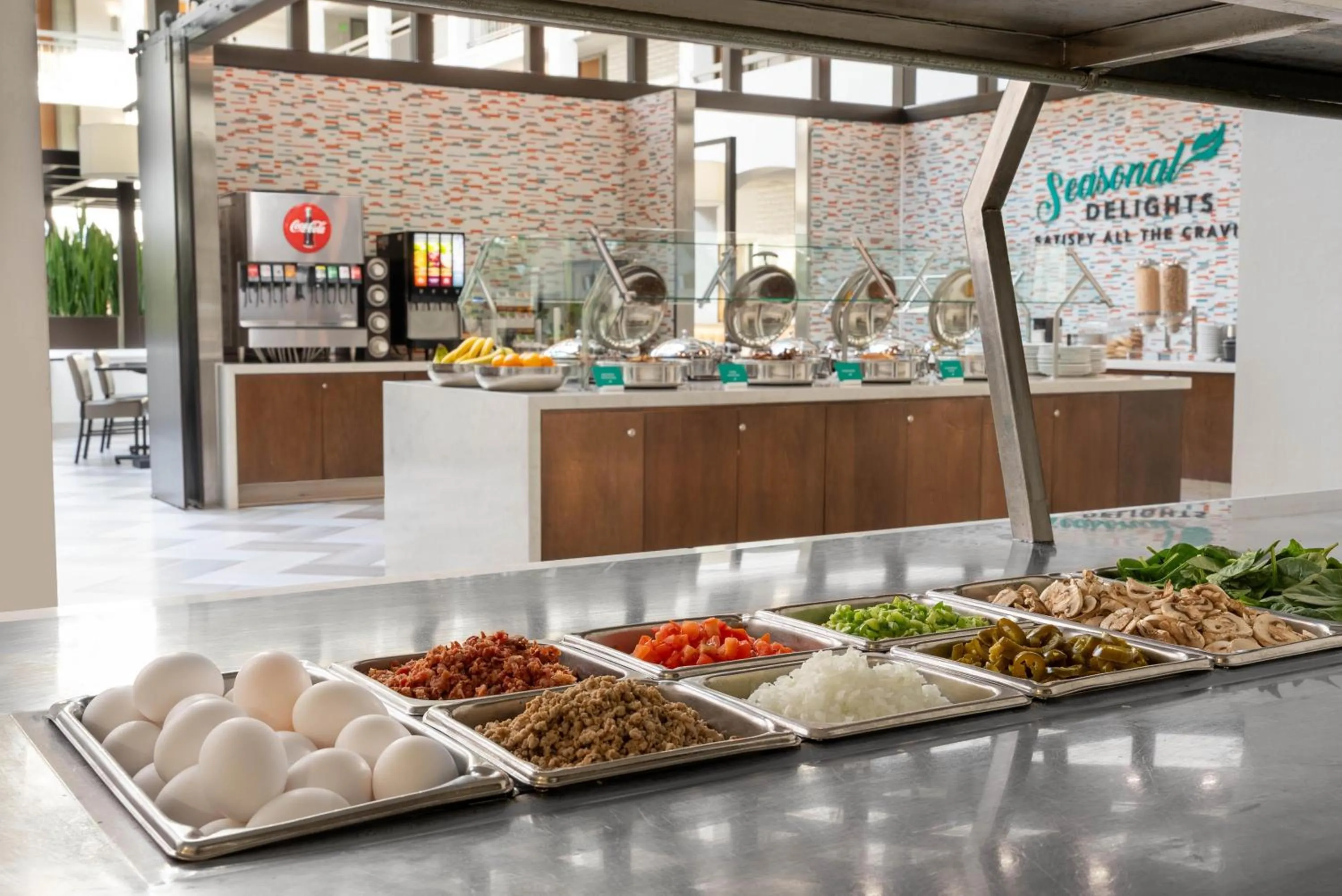 Breakfast in Embassy Suites San Luis Obispo