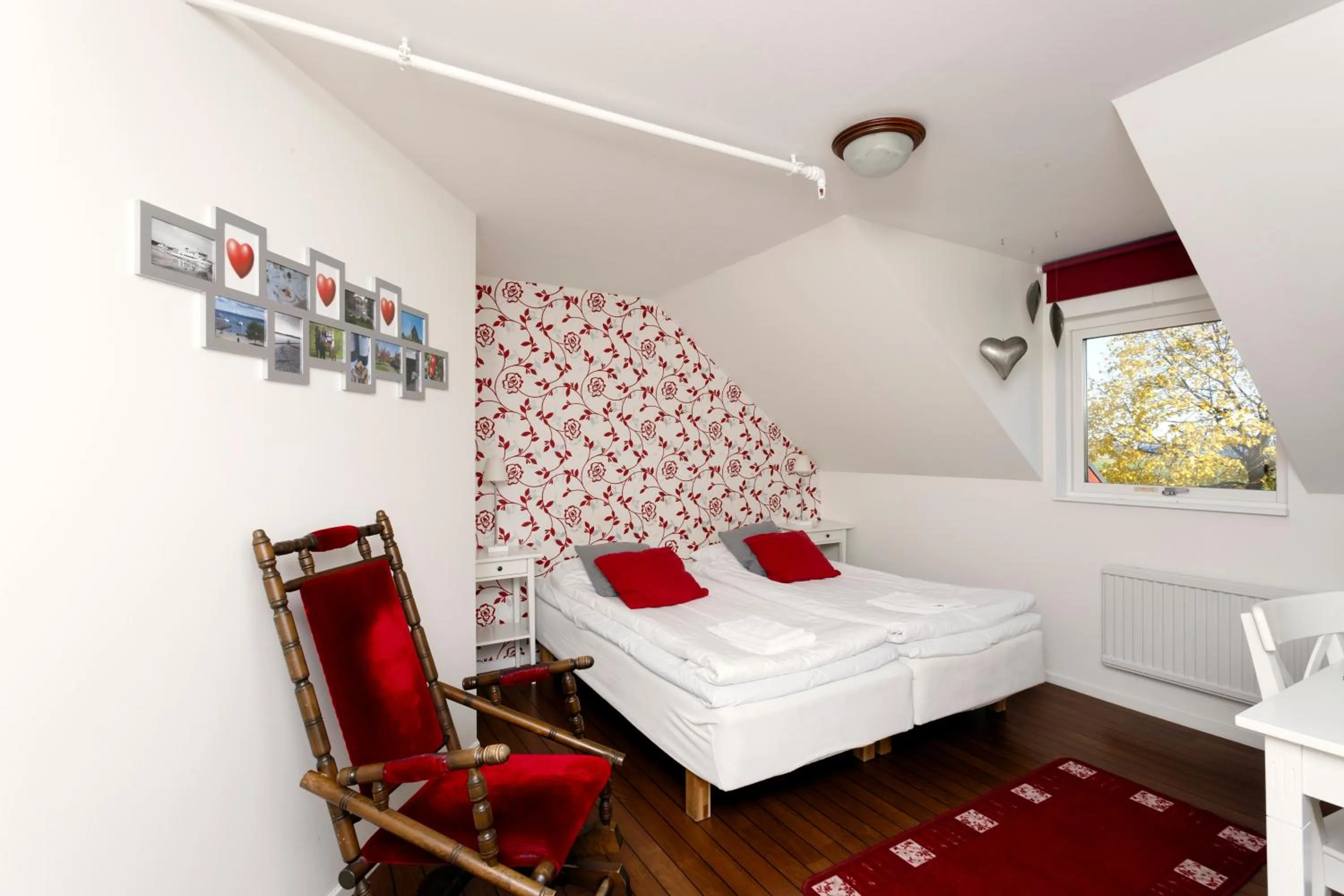 Bed in Wisingsö Hotell