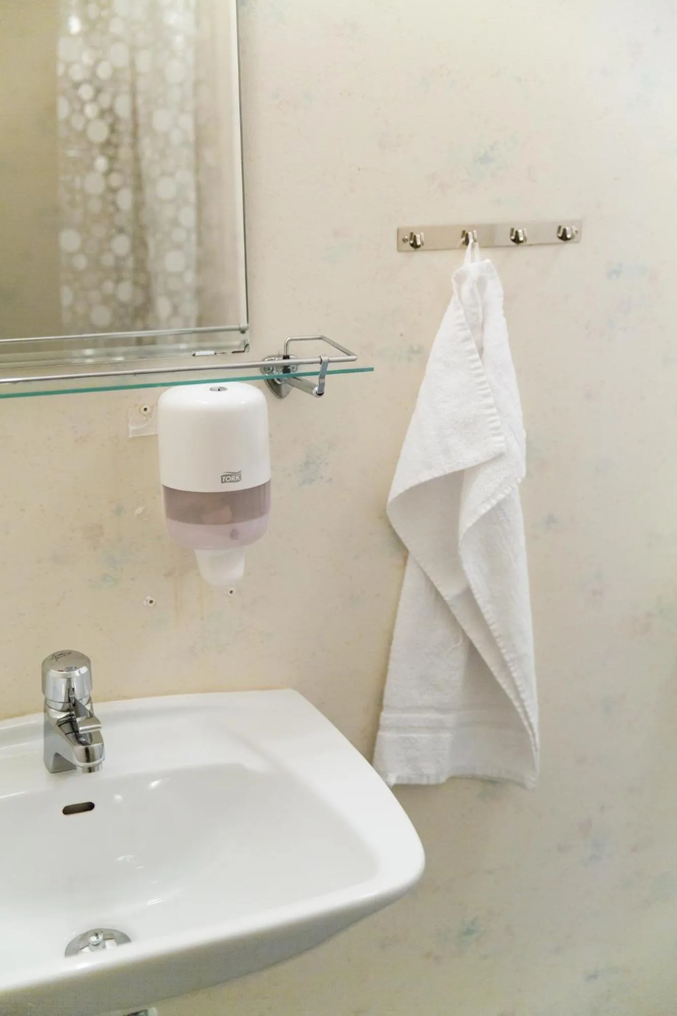 Property building in Wisingsö Hotell