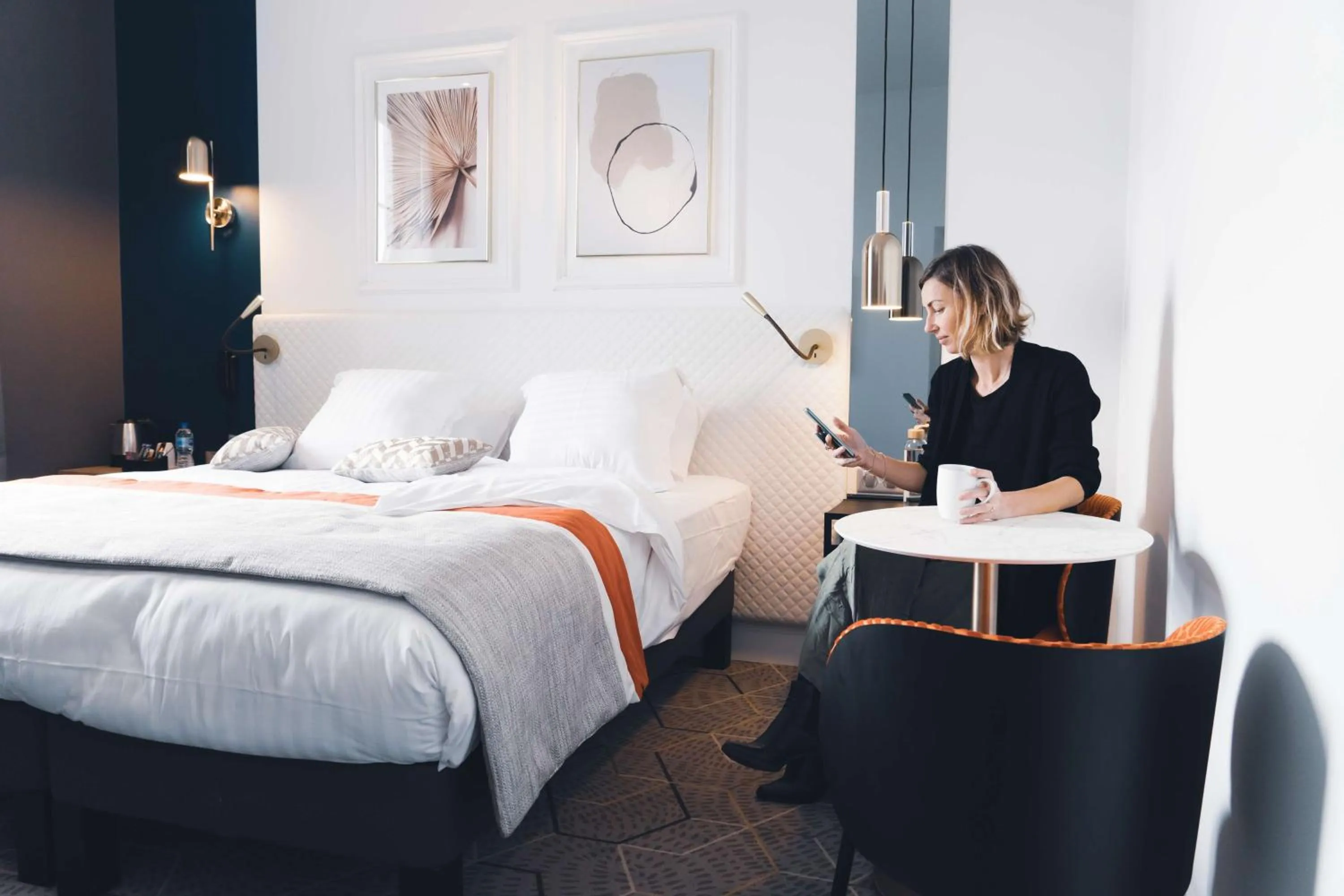 Photo of the whole room, Bed in Oceania Hôtel d'Anjou Angers