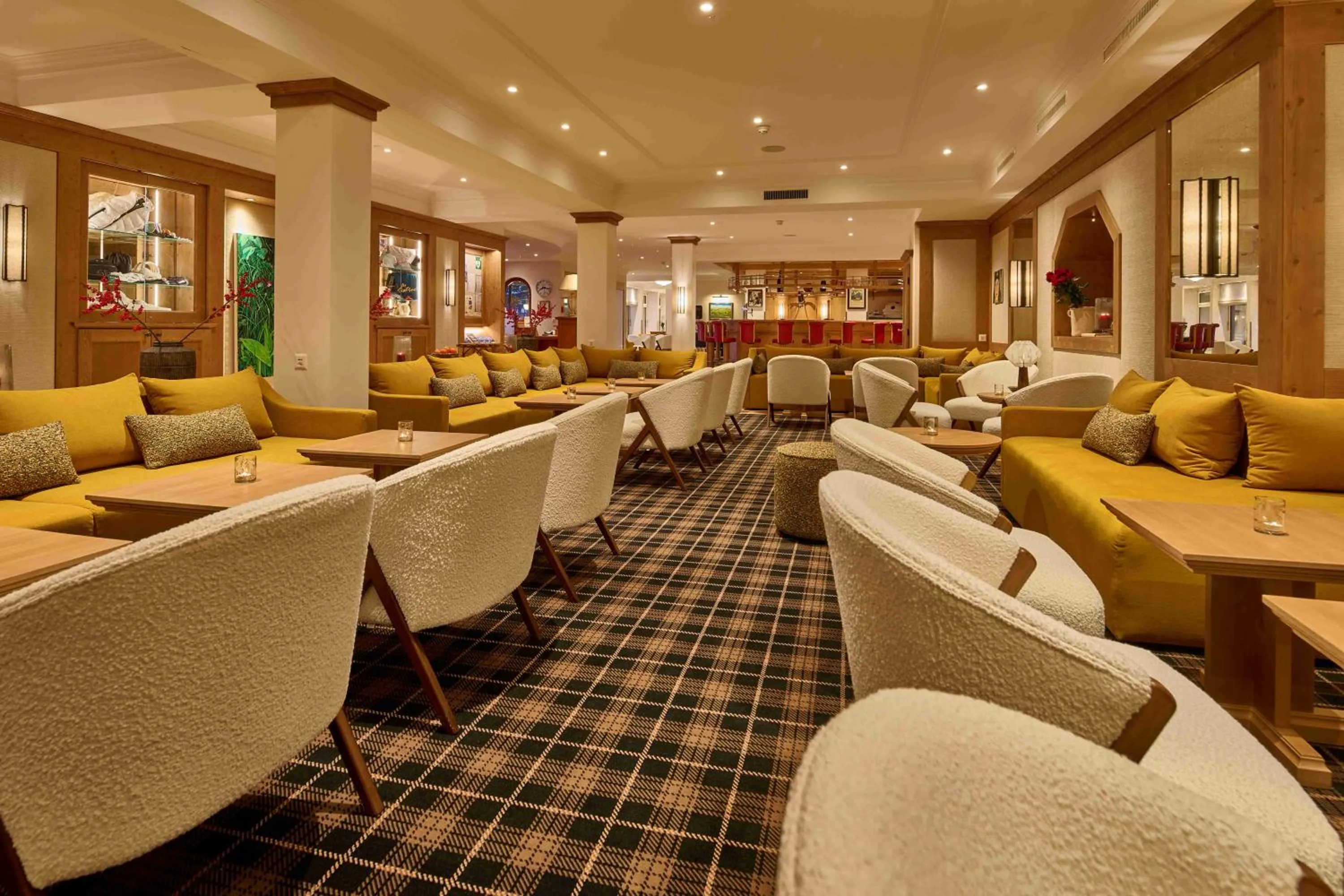 Living room in The Glacier Hotel - ex Eurotel Victoria -