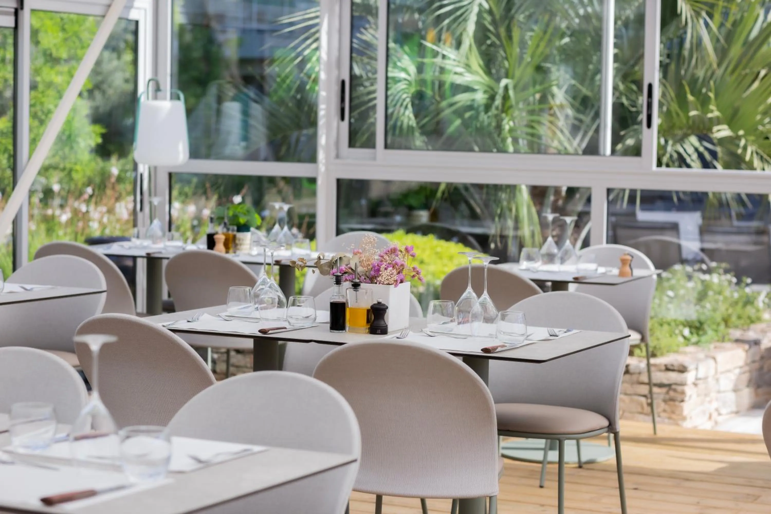 Restaurant/places to eat in Hotel Costa Salina