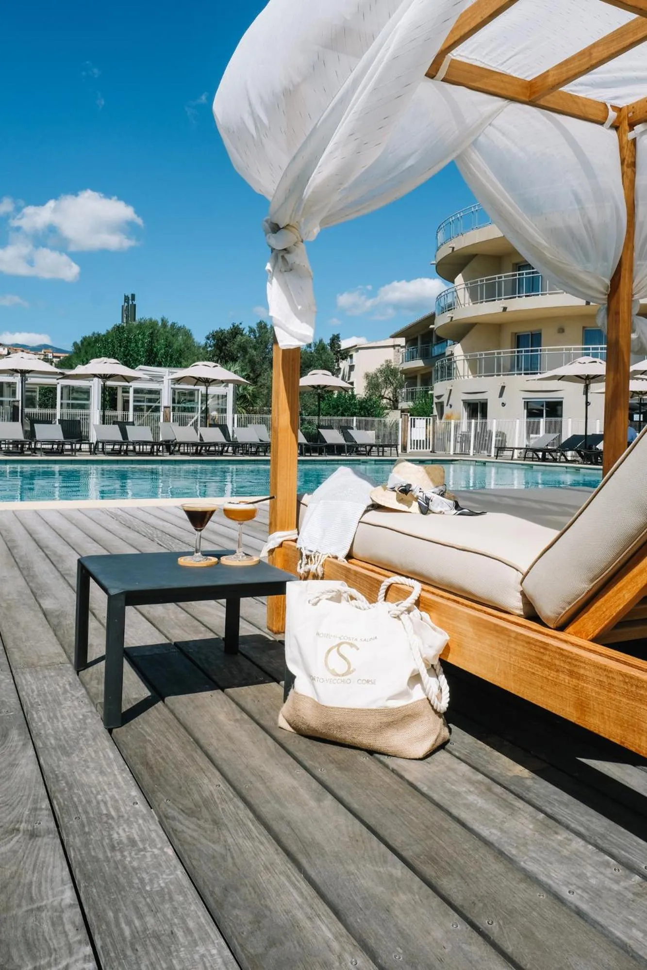 Swimming pool in Hotel Costa Salina