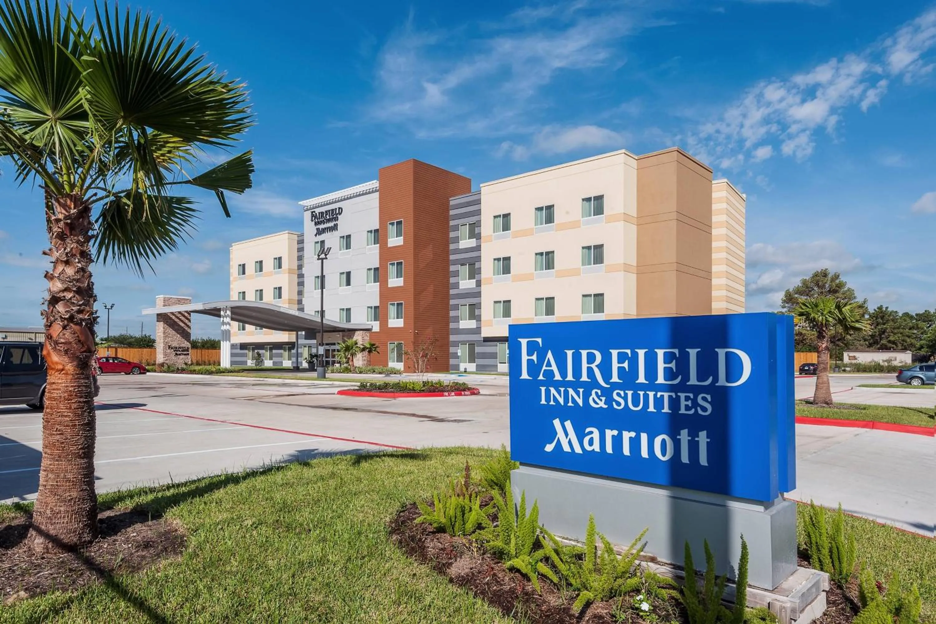 Property building in Fairfield Inn by Marriott Houston Northwest/Willowbrook