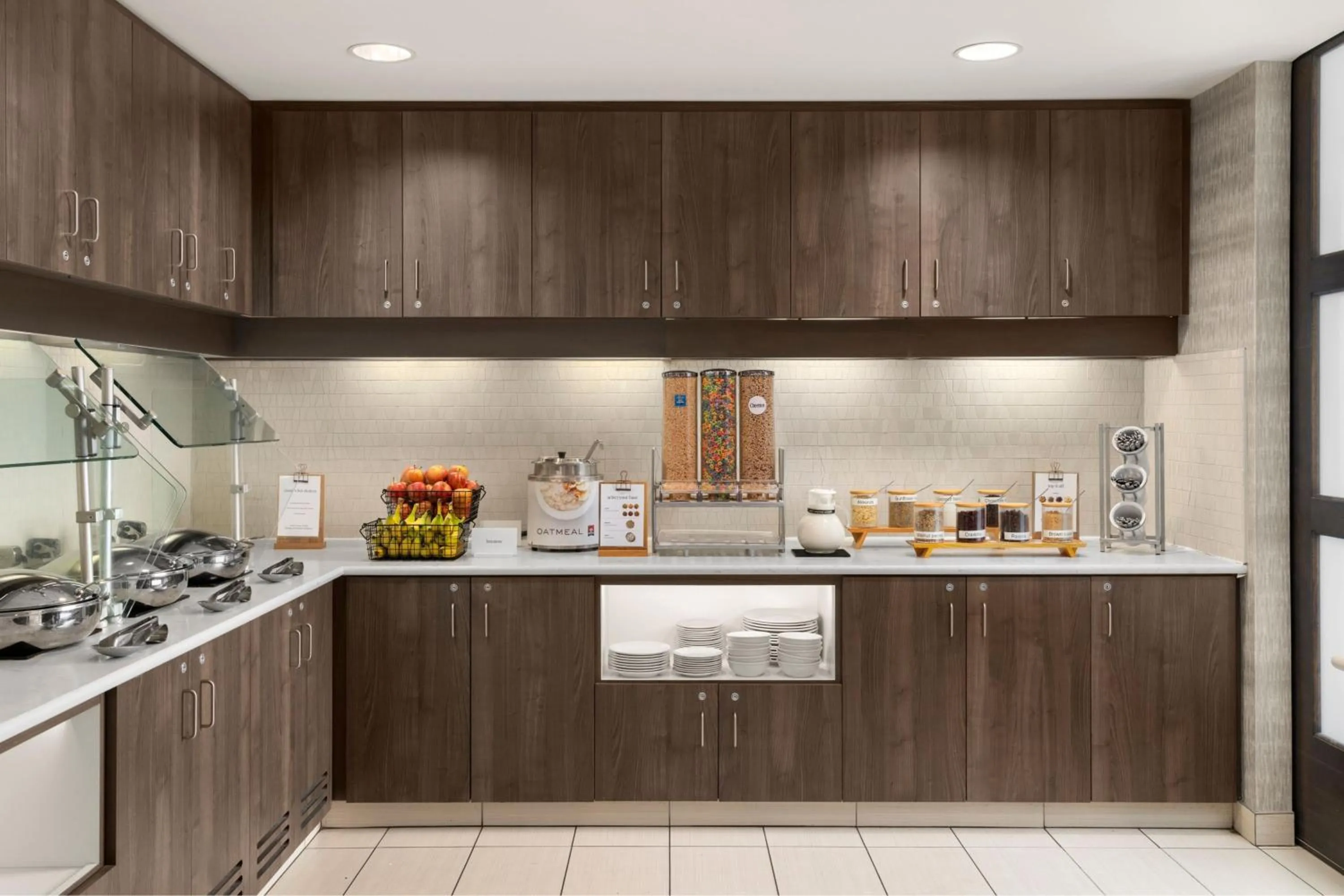 Breakfast in Residence Inn by Marriott Milwaukee West