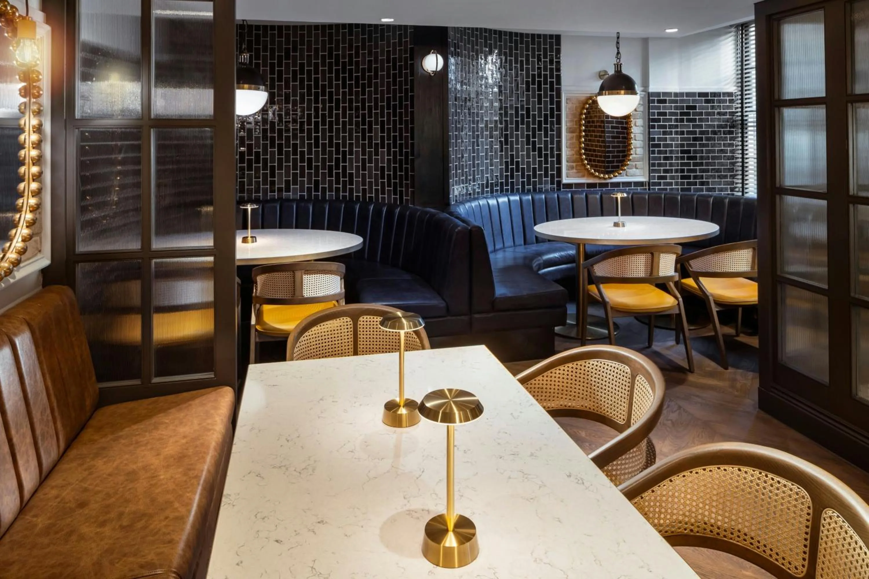 Restaurant/places to eat in Courtyard by Marriott Edinburgh