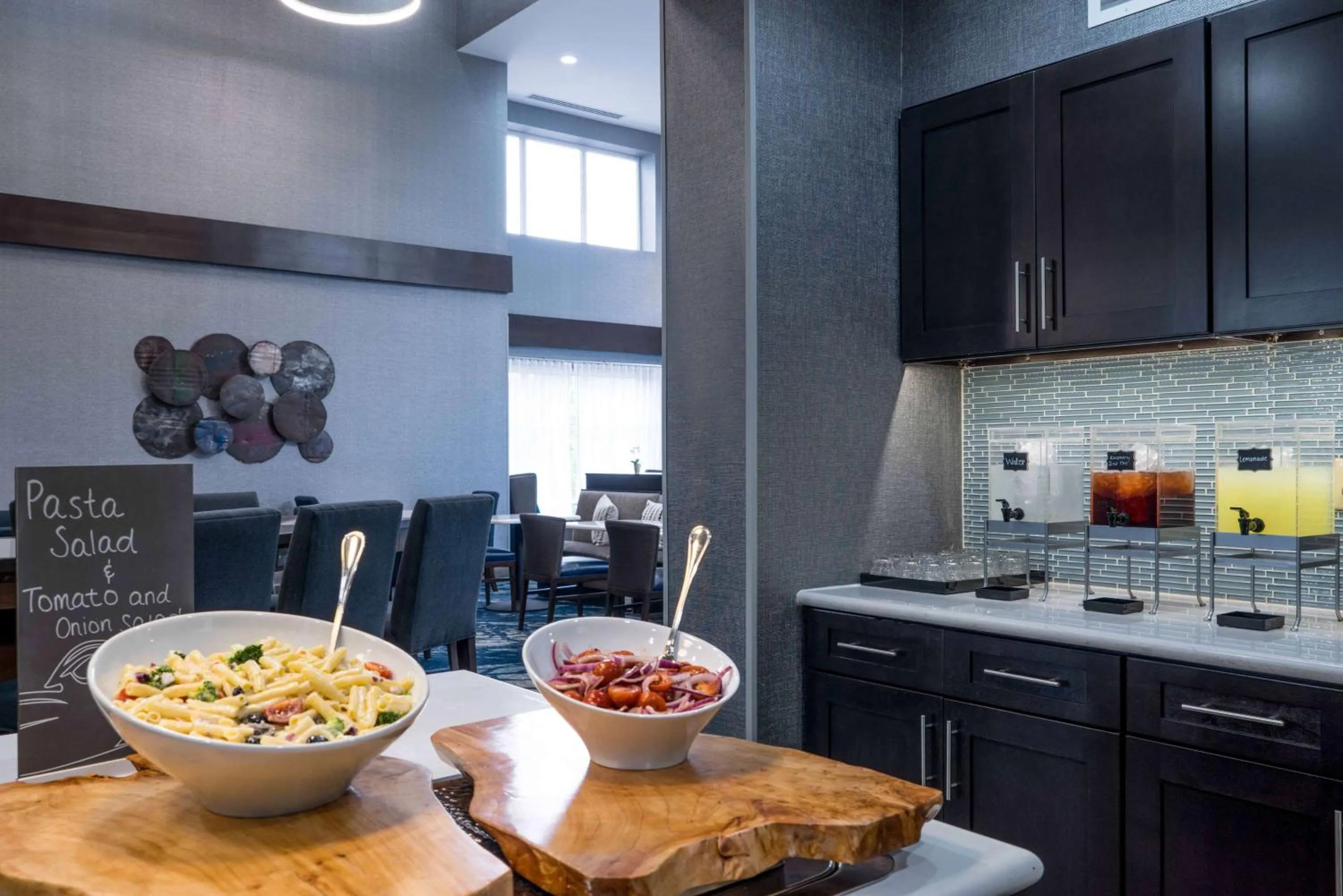 Restaurant/places to eat in Homewood Suites by Hilton Philadelphia Plymouth Meeting