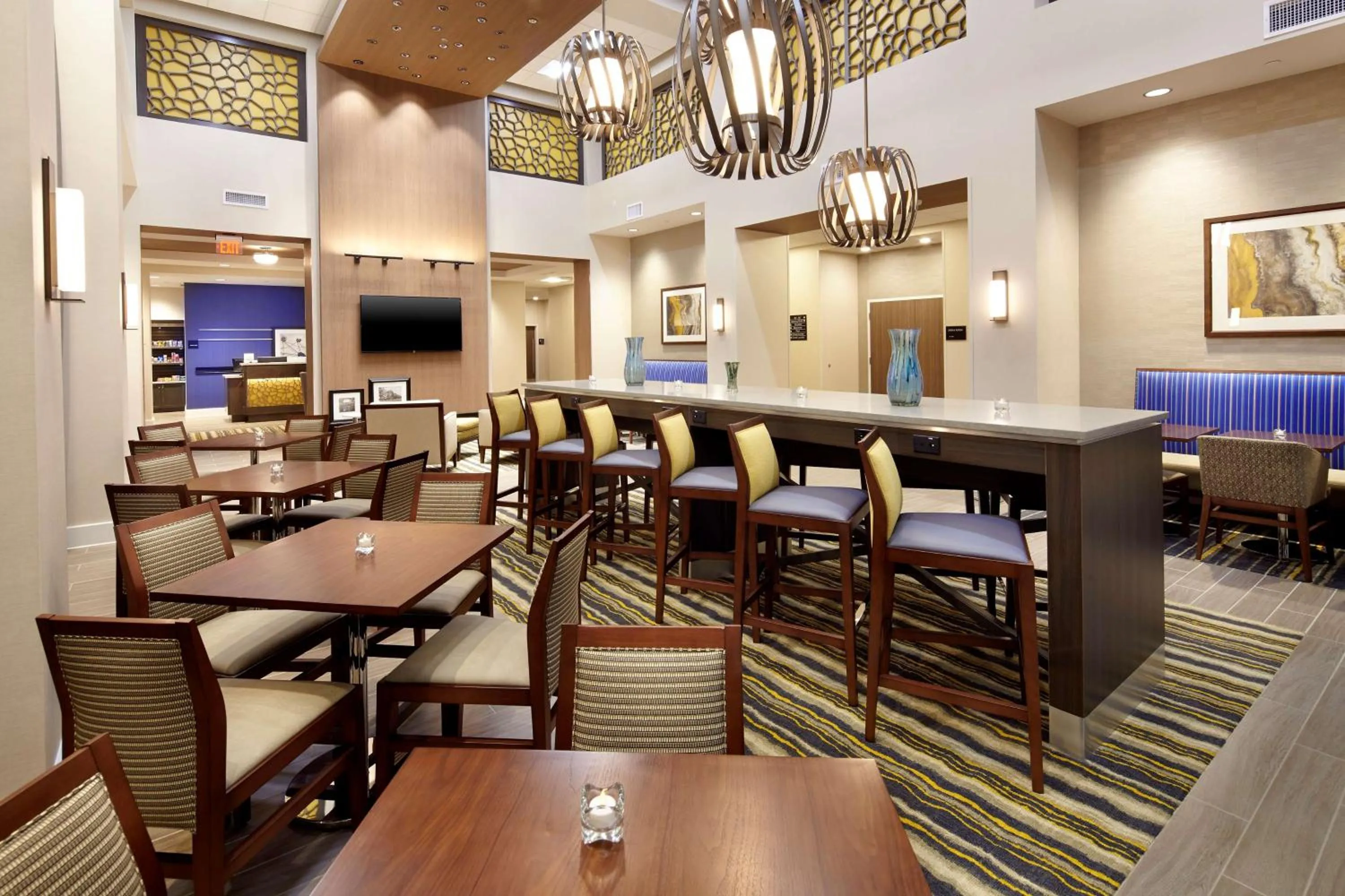 Lobby or reception in Hampton Inn & Suites Pittsburgh Airport South/Settlers Ridge
