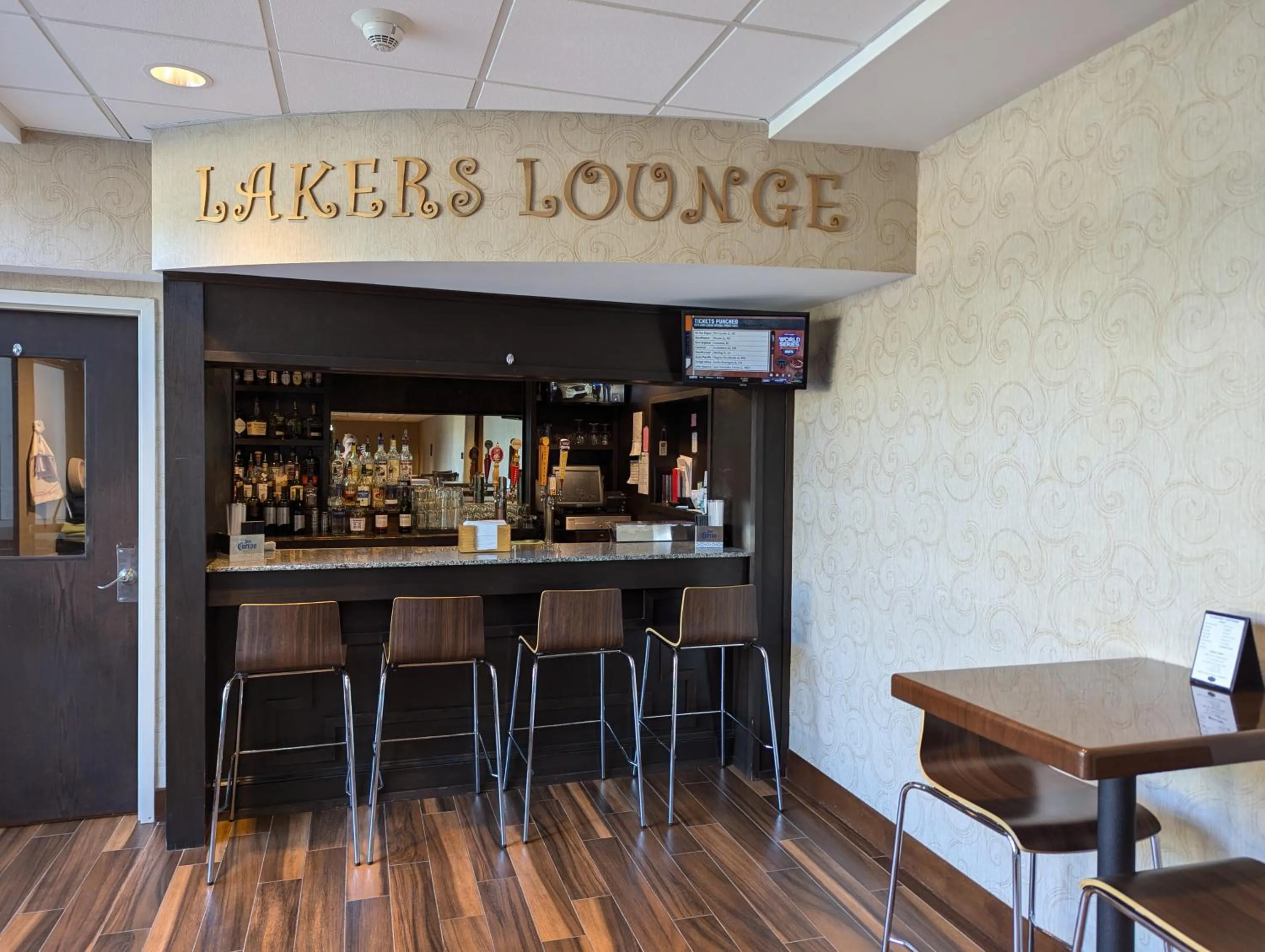 Lounge or bar in Hampton Inn & Suites Cazenovia, NY
