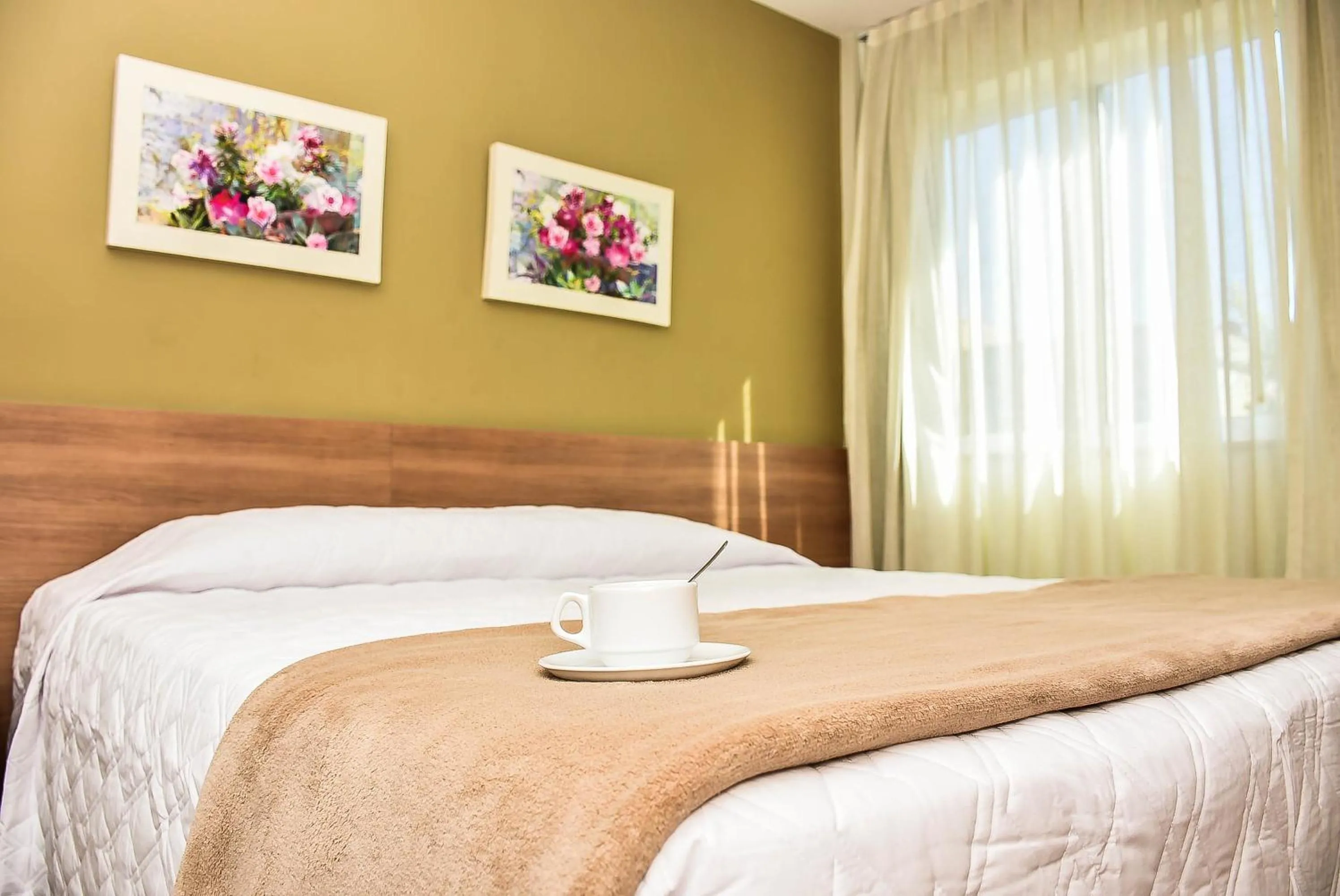 Bed in Mont Blanc Suites Duque de Caxias