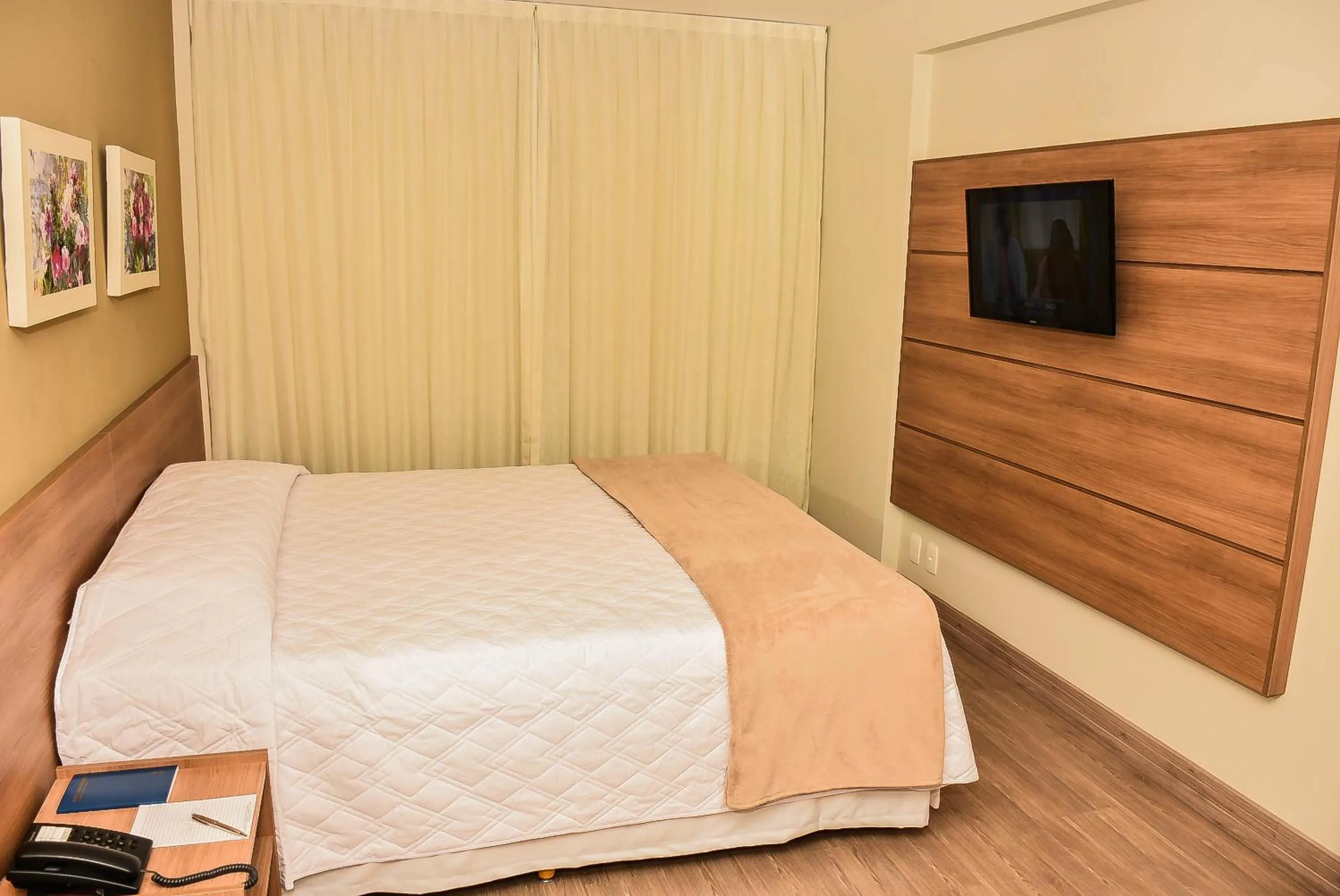 Bed in Mont Blanc Suites Duque de Caxias