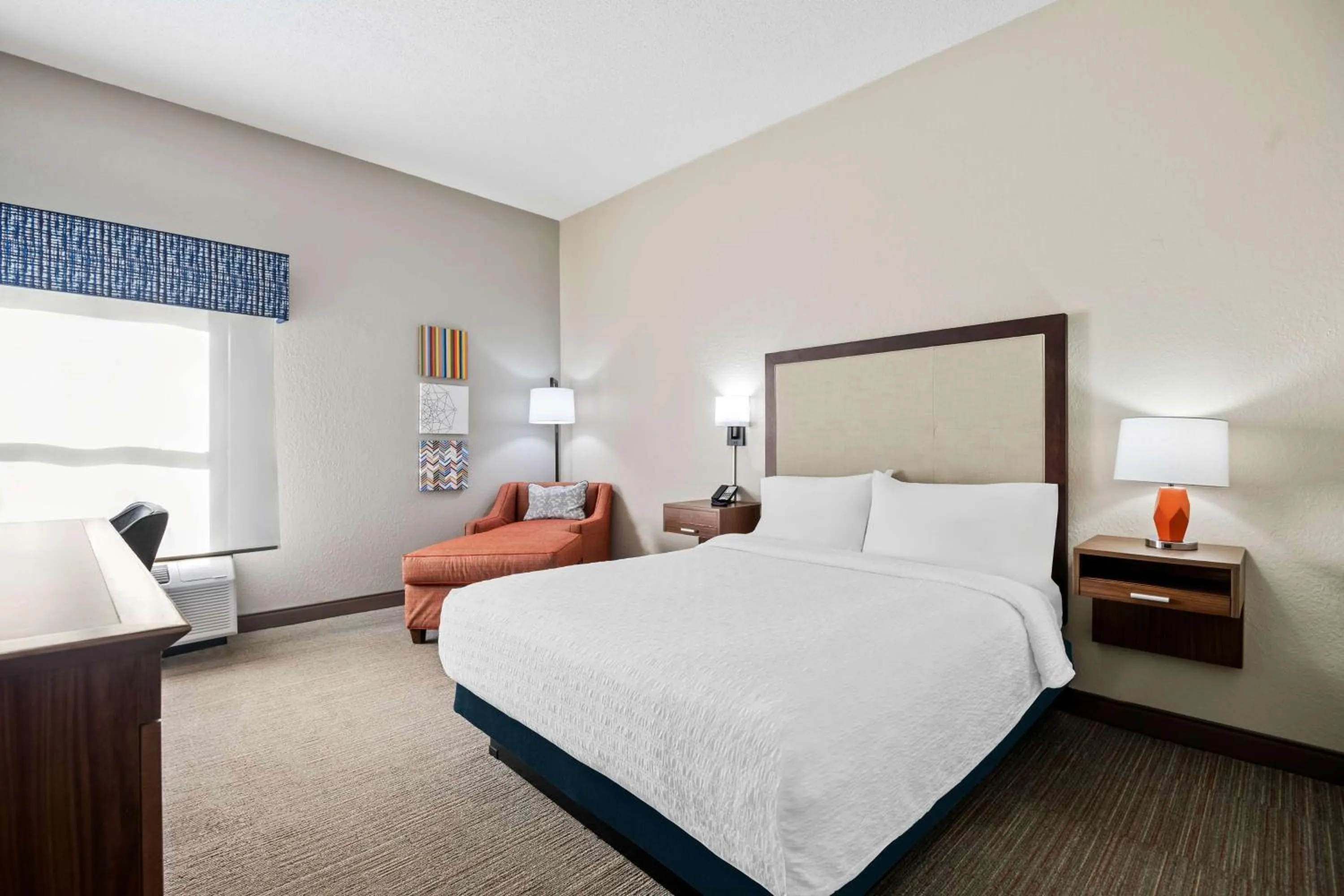 Bed in Hampton Inn Debary-Deltona
