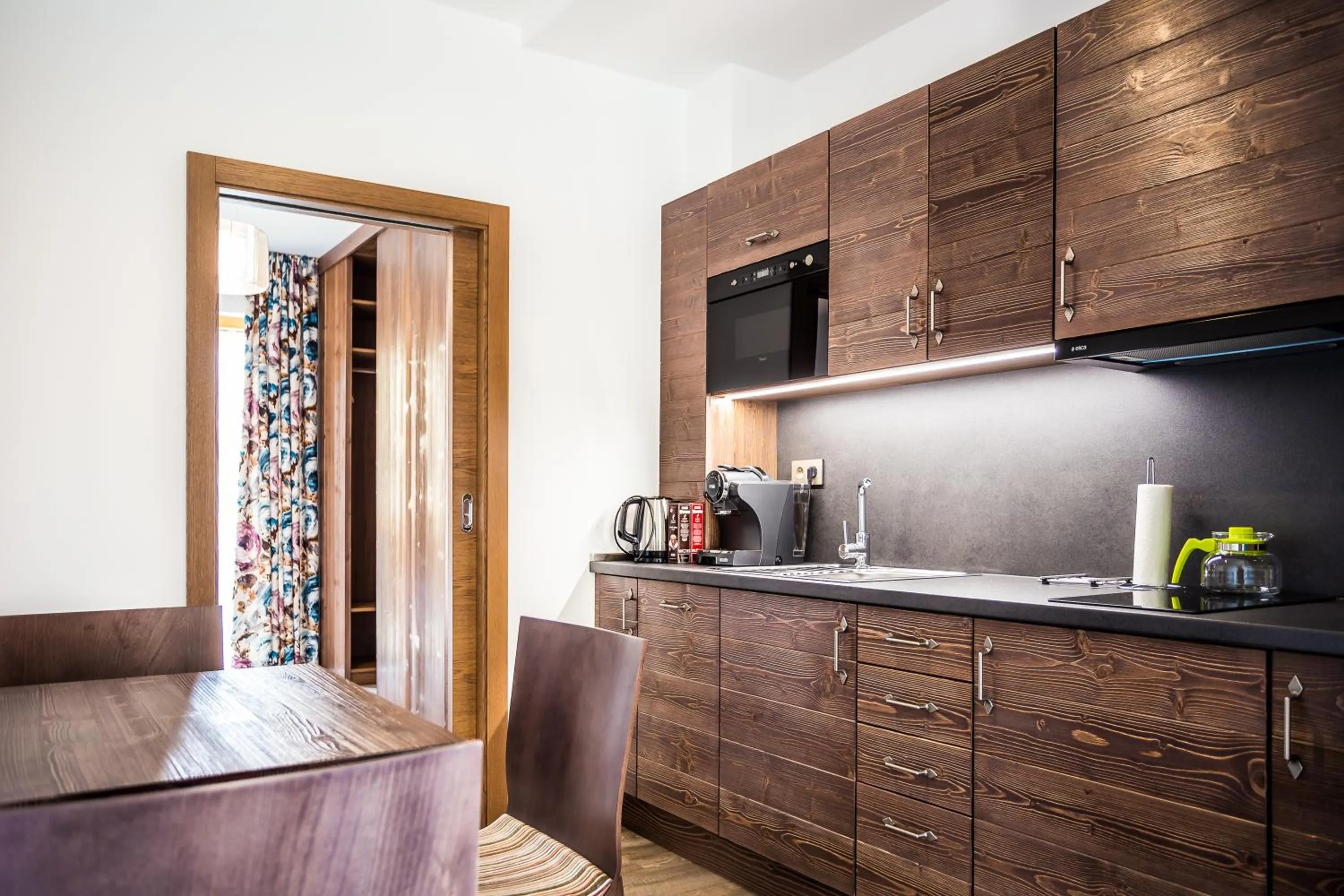 Kitchen or kitchenette in Chalety Jasná Apartmány Bor