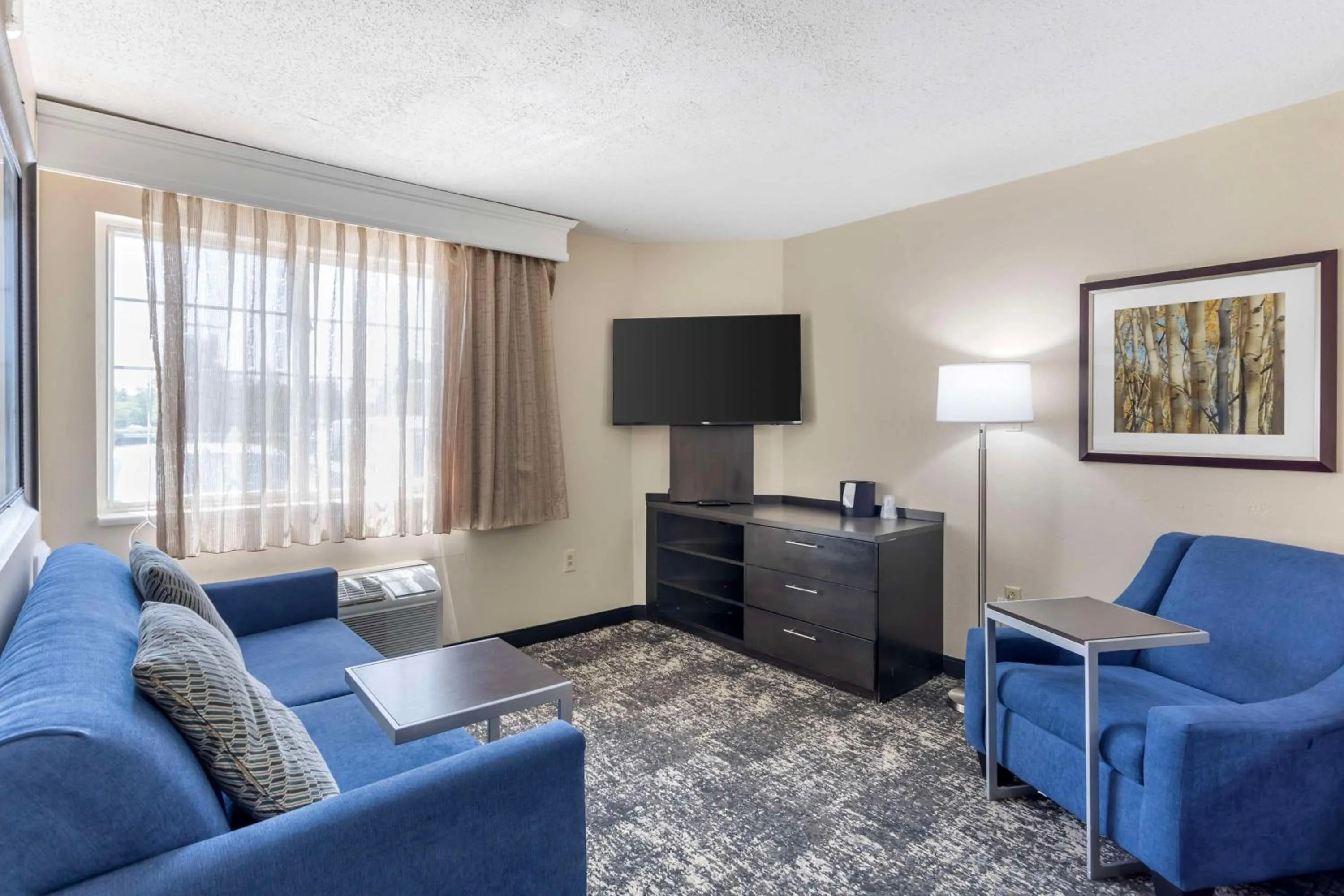 Bedroom in Executive Residency by Best Western Philadelphia-Willow Grove
