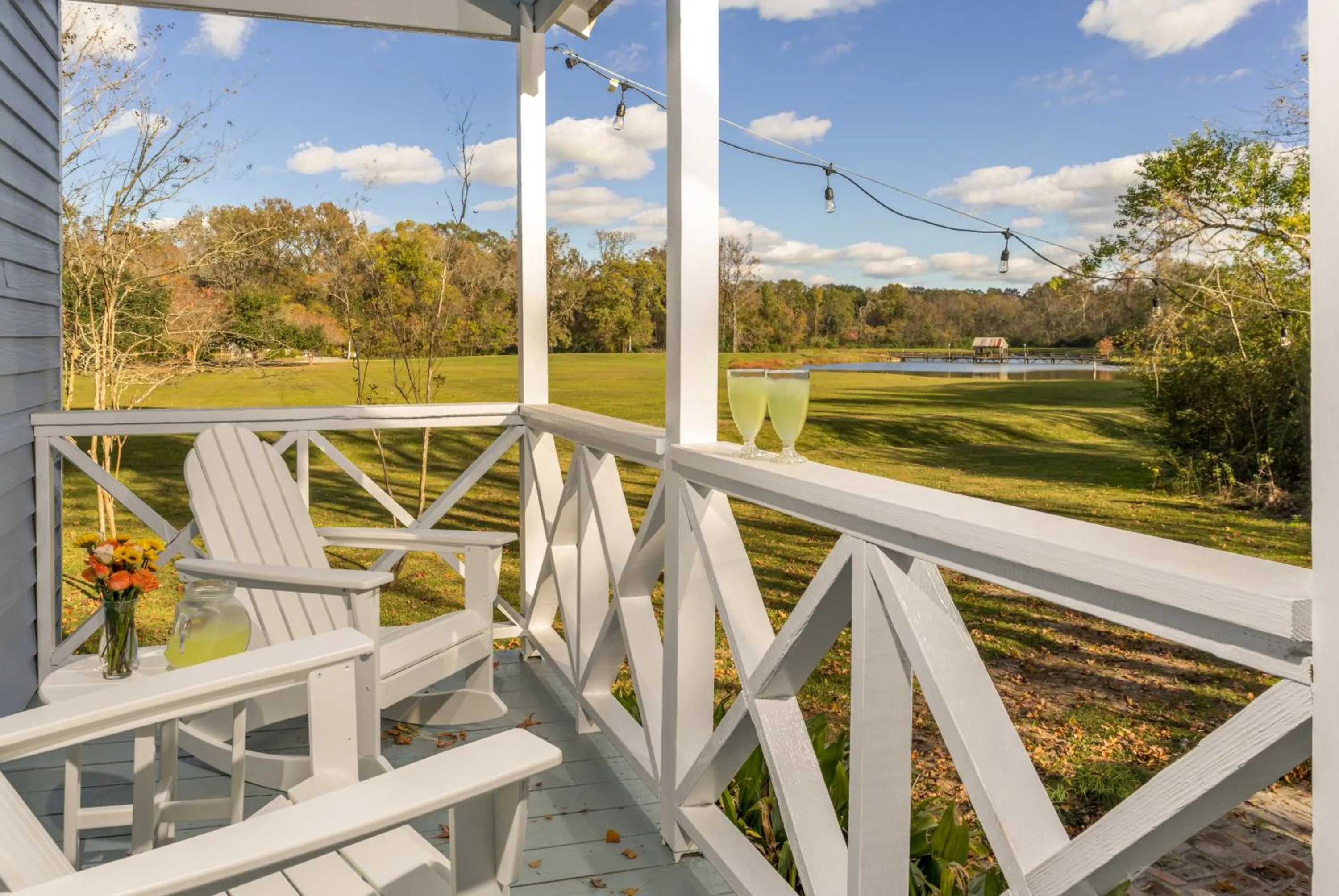 Balcony/Terrace in Maison D'Memoire Bed & Breakfast Cottages