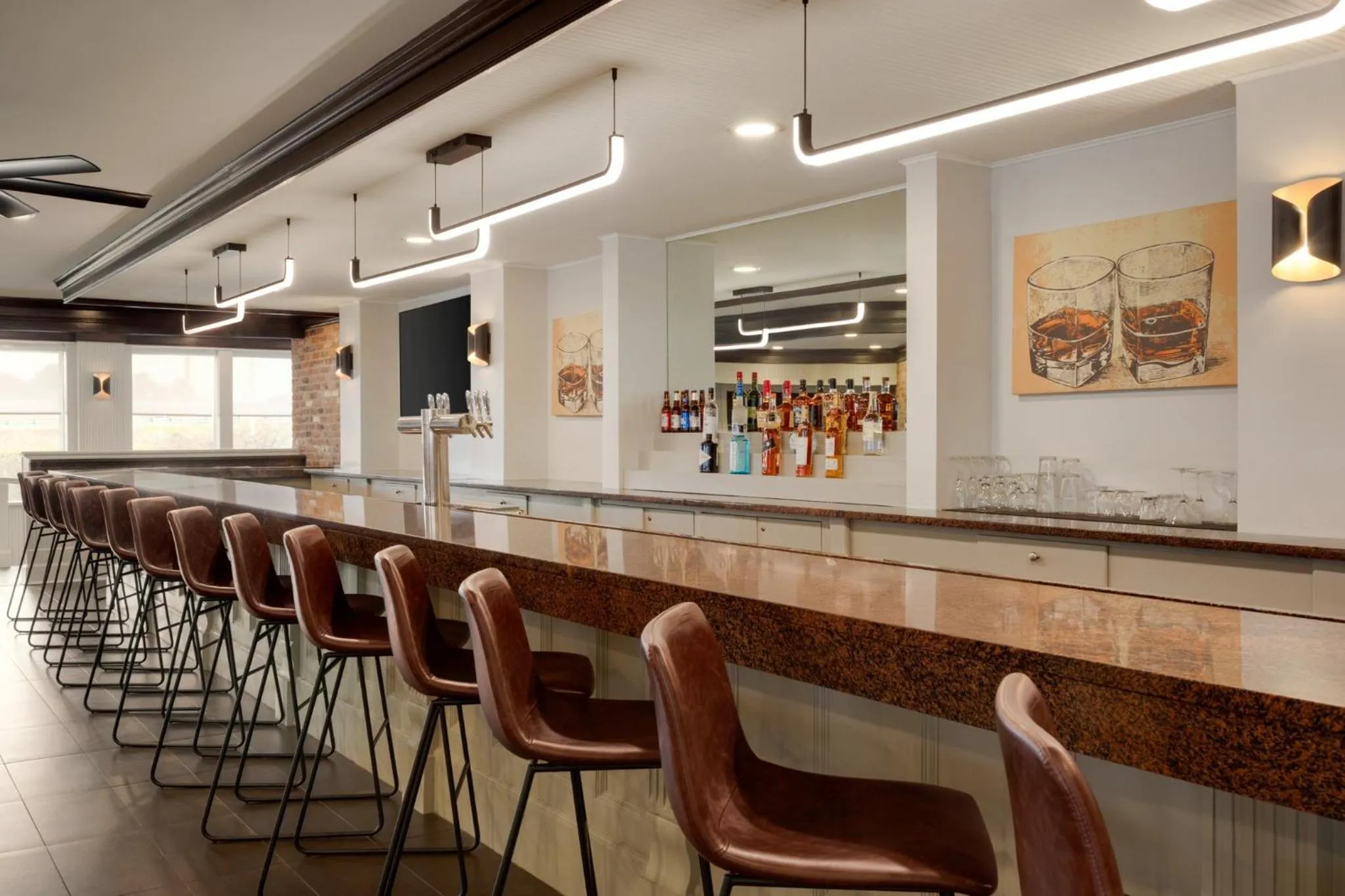 Lounge or bar in Holiday Inn Virginia Beach - Norfolk by IHG