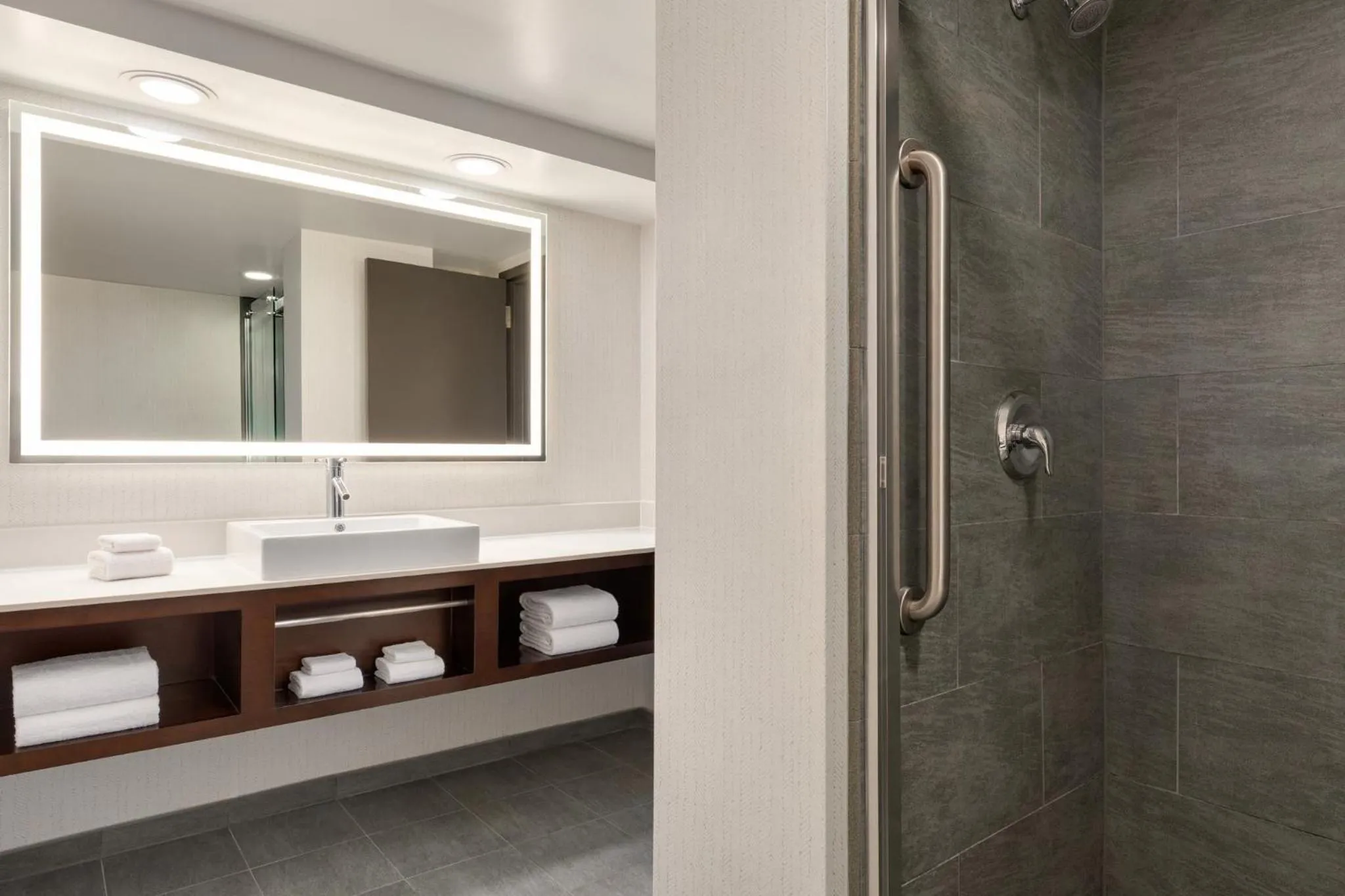 Photo of the whole room in Holiday Inn Virginia Beach - Norfolk by IHG