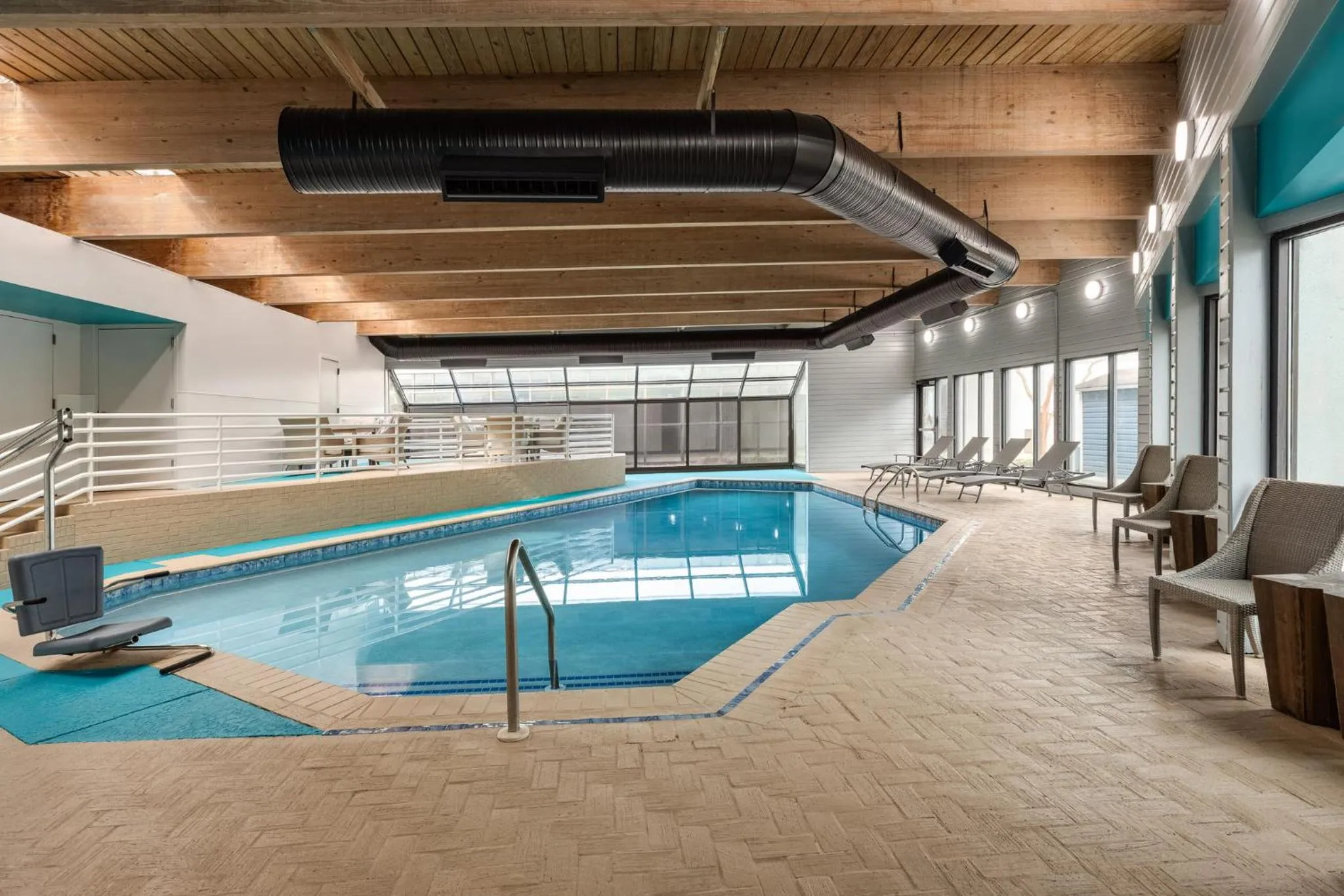 Swimming pool in Holiday Inn Virginia Beach - Norfolk by IHG
