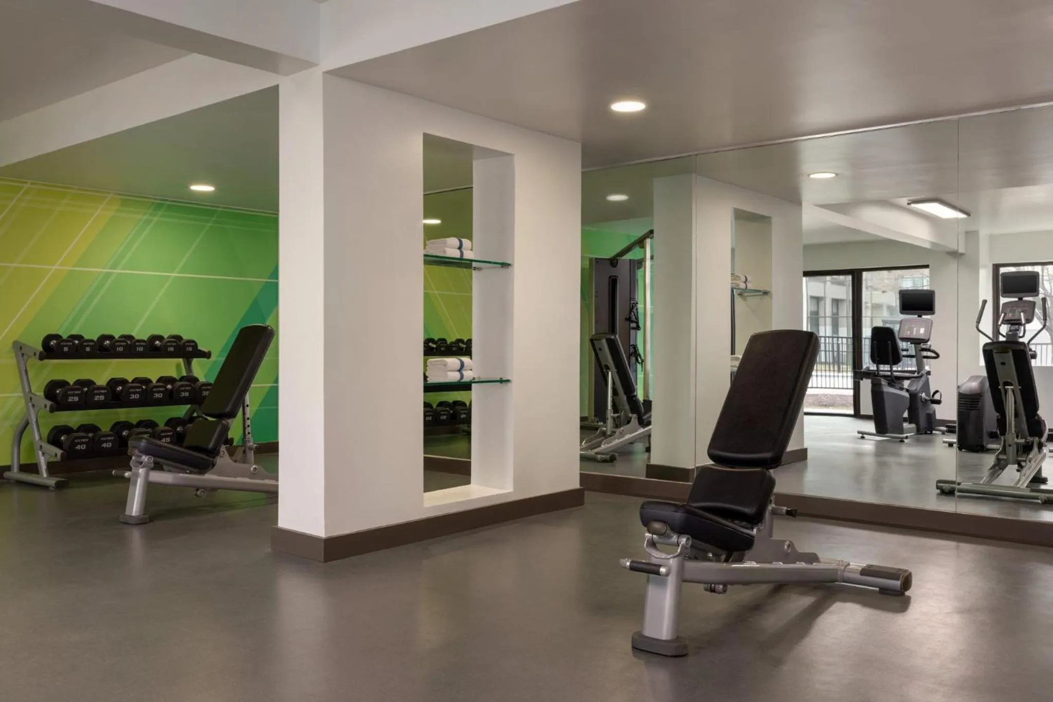 Fitness centre/facilities in Holiday Inn Virginia Beach - Norfolk by IHG