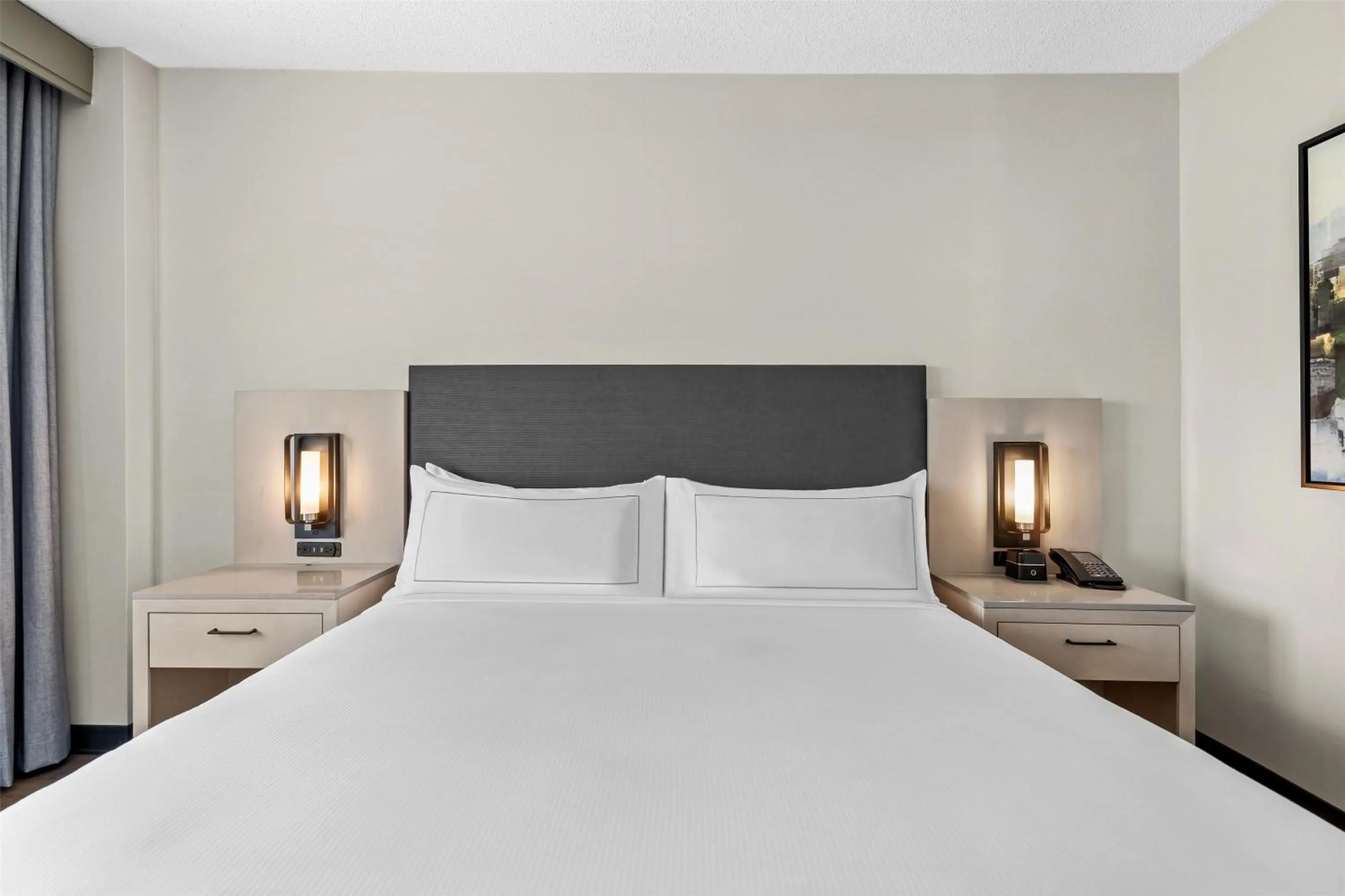 Bed in DoubleTree Suites by Hilton Raleigh-Durham