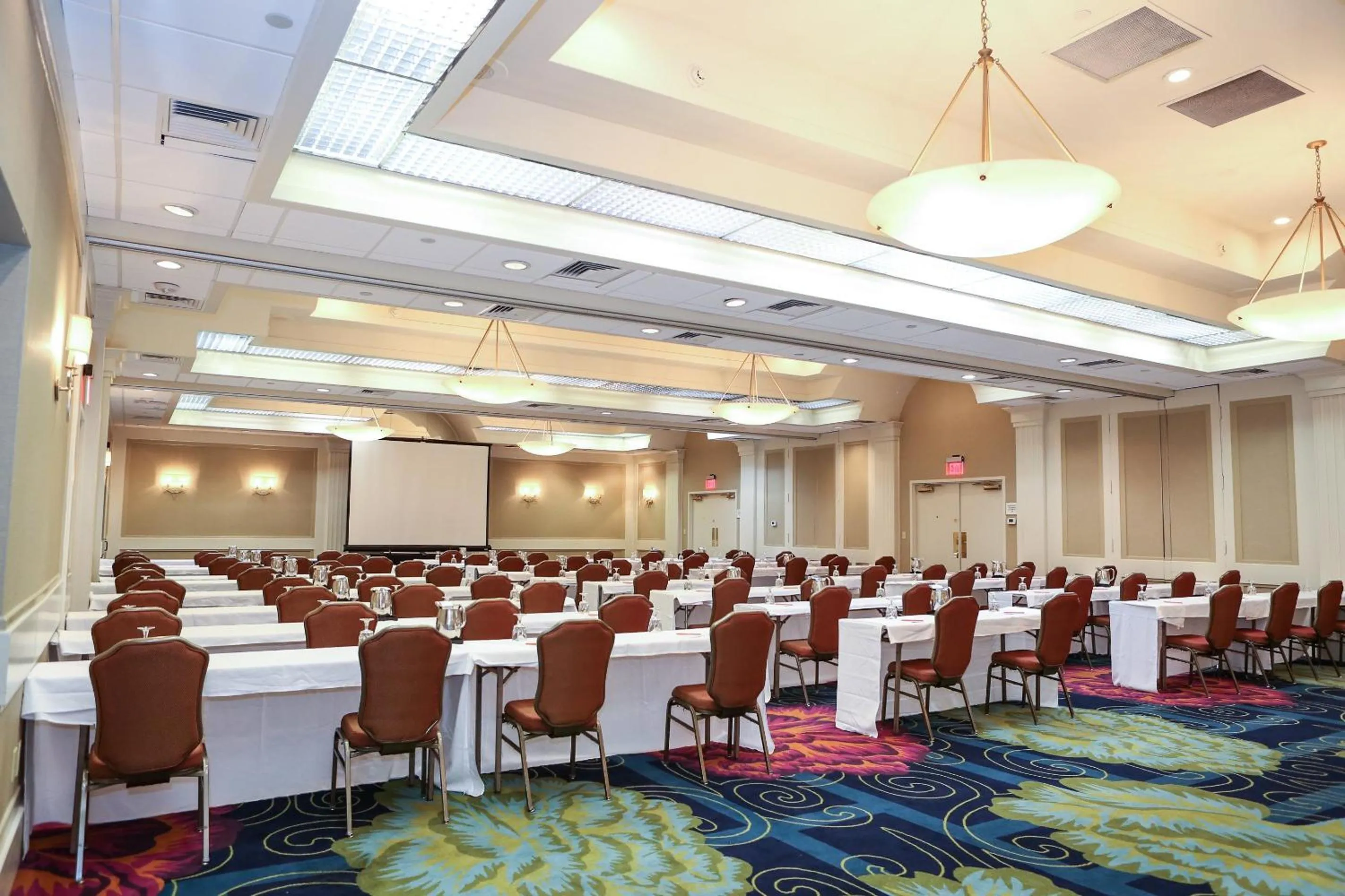 Meeting/conference room in Crowne Plaza Virginia Beach Town Center by IHG