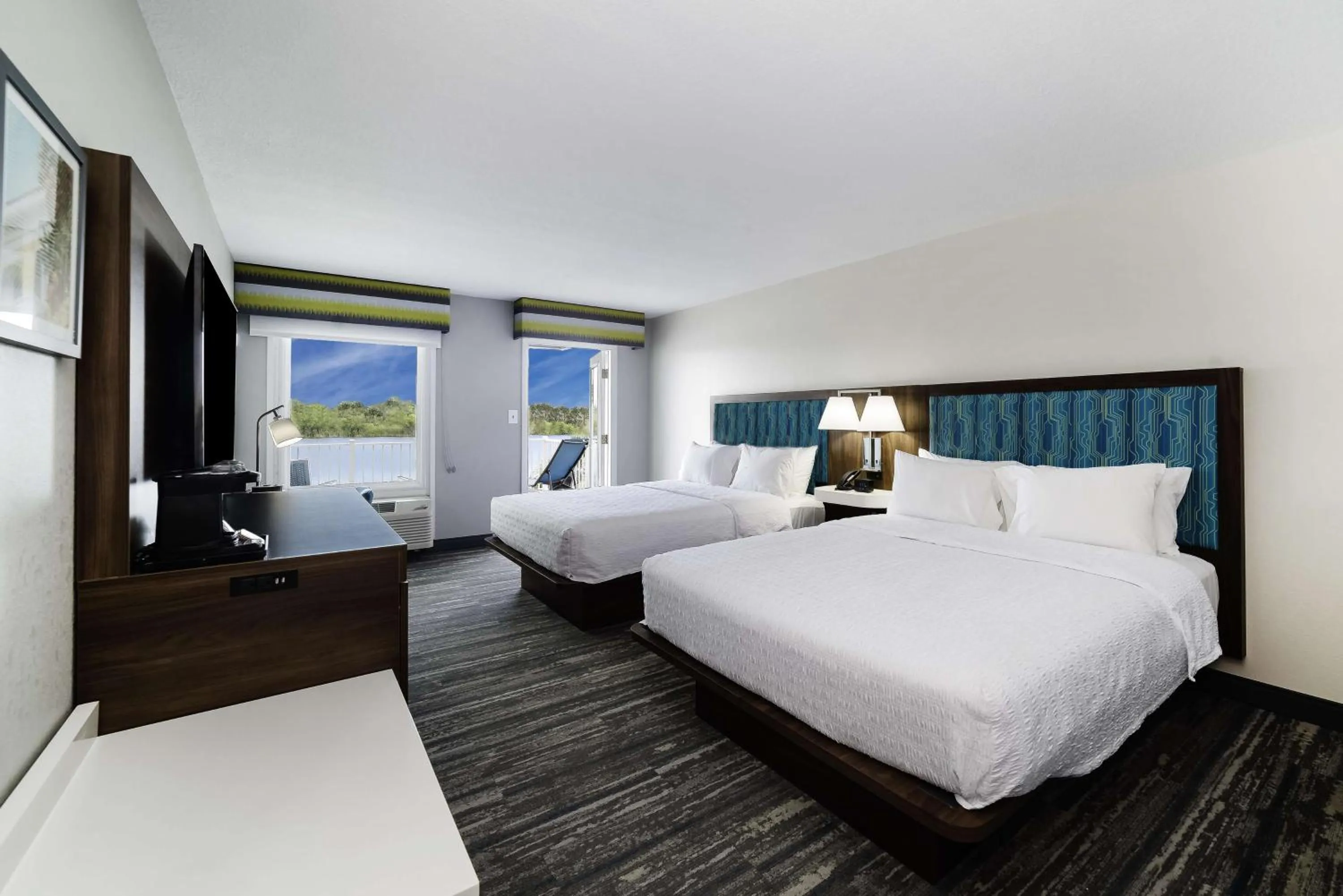 Bed in Hampton Inn Port Charlotte