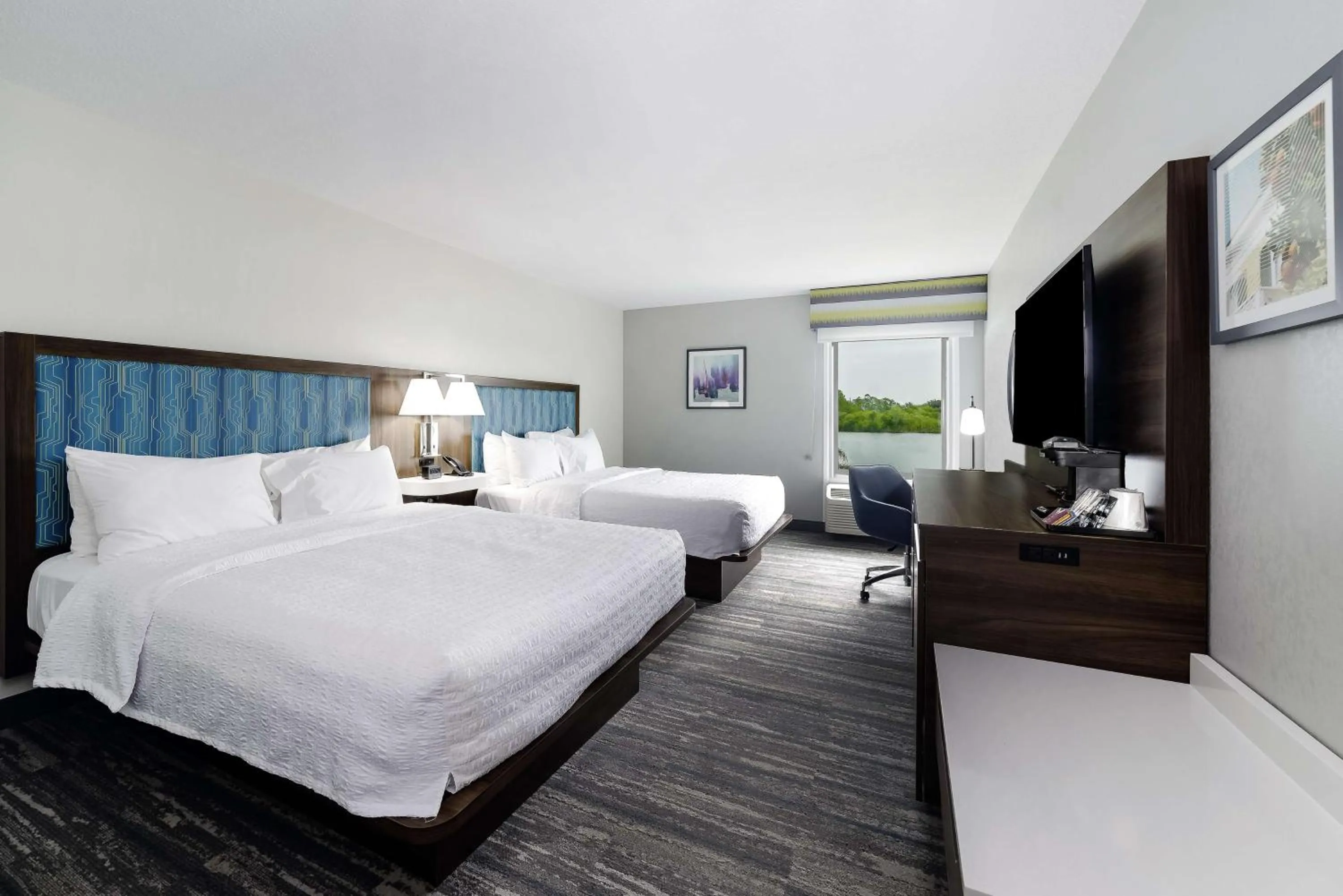 Bed in Hampton Inn Port Charlotte