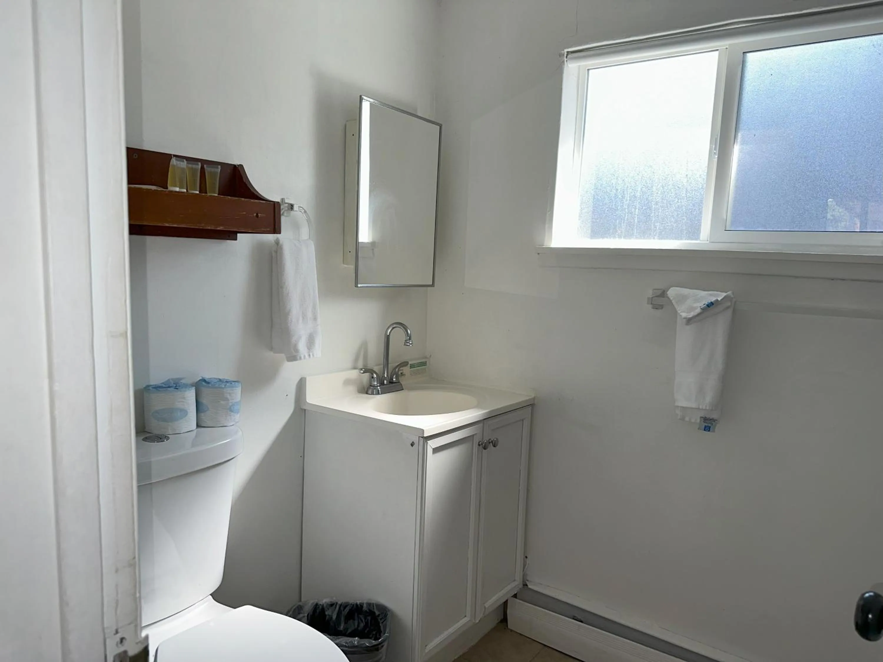 Bathroom in Alpine Inn & Spa