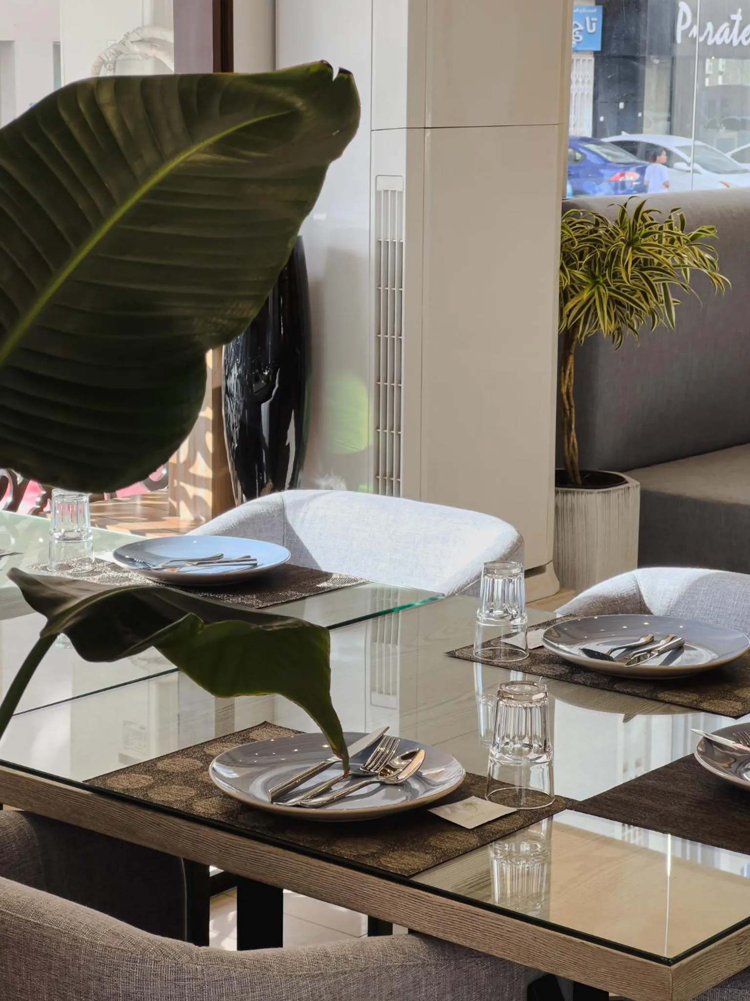 Restaurant/places to eat in Al Maha Int Hotel Oman