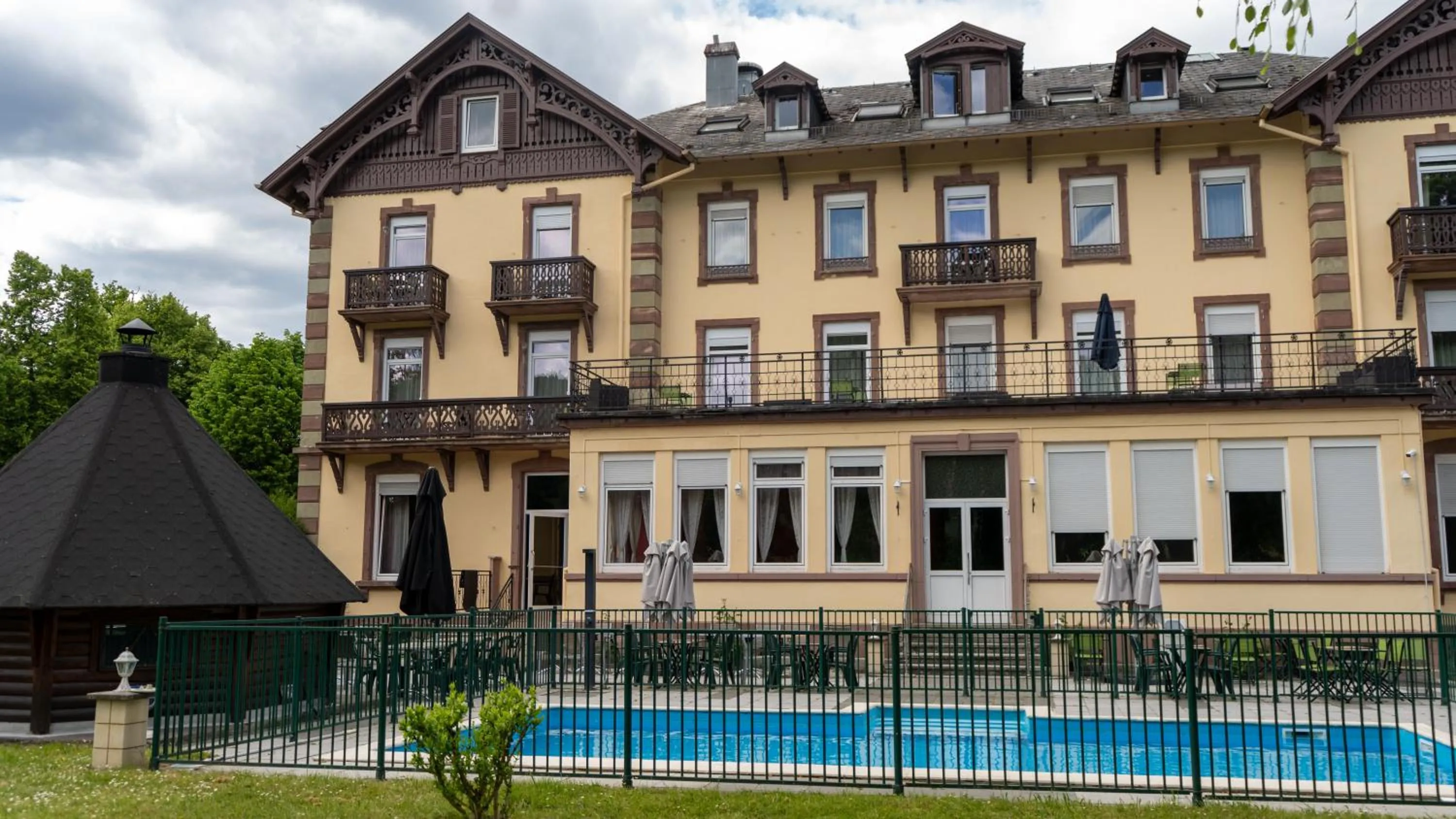 Facade/entrance in Brit Hotel Grand Hotel Munster