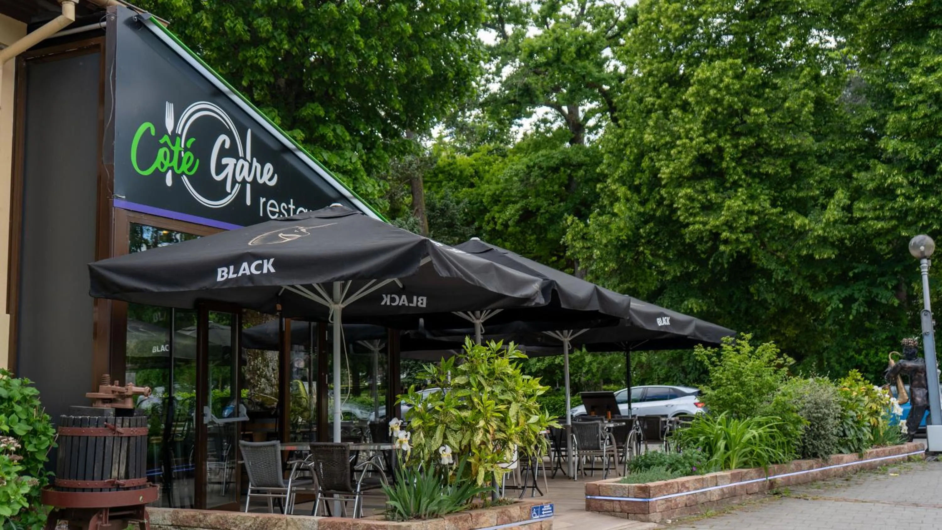 Restaurant/places to eat in Brit Hotel Grand Hotel Munster