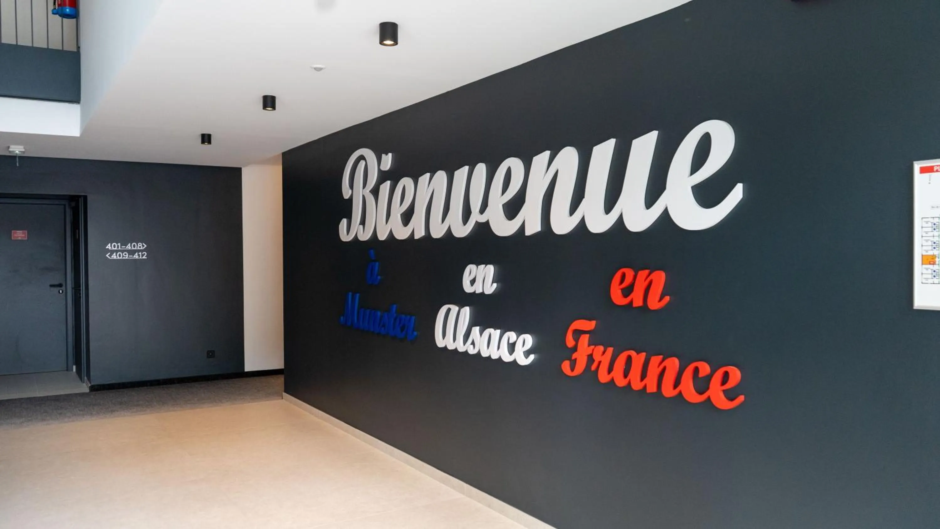 Lobby or reception in Brit Hotel Grand Hotel Munster