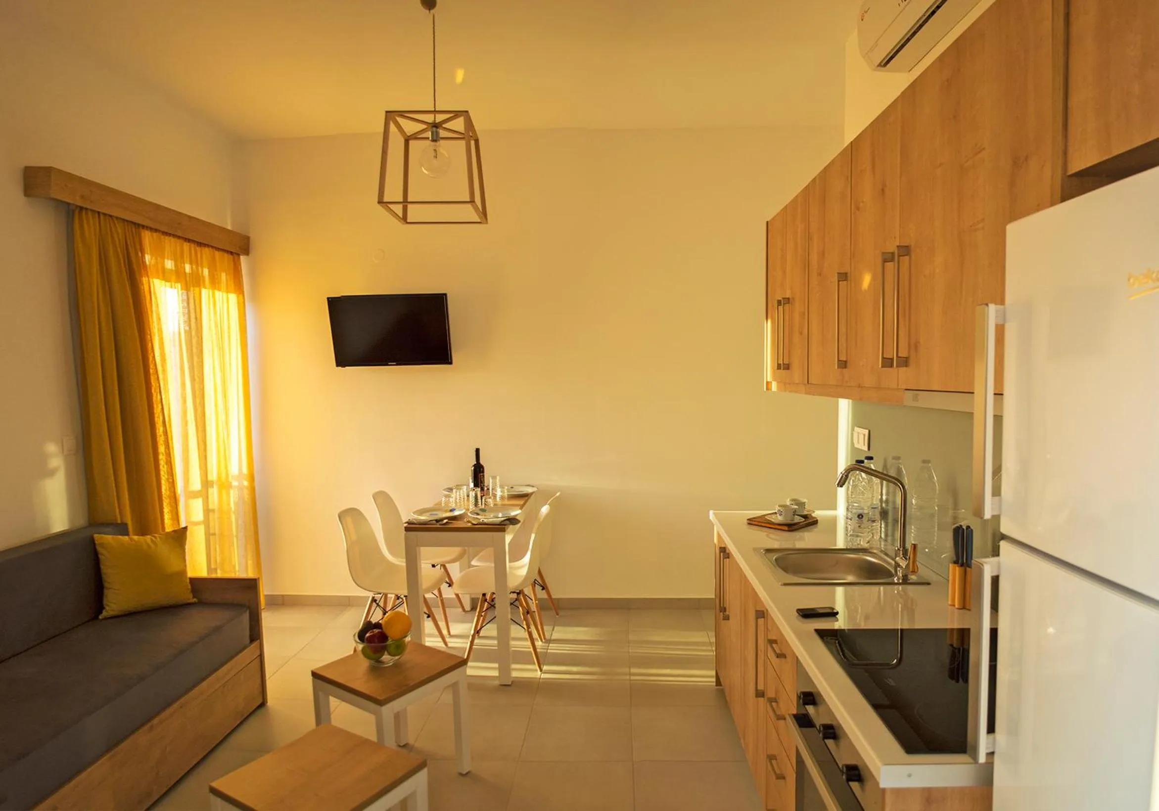 TV and multimedia in Castell Hotel