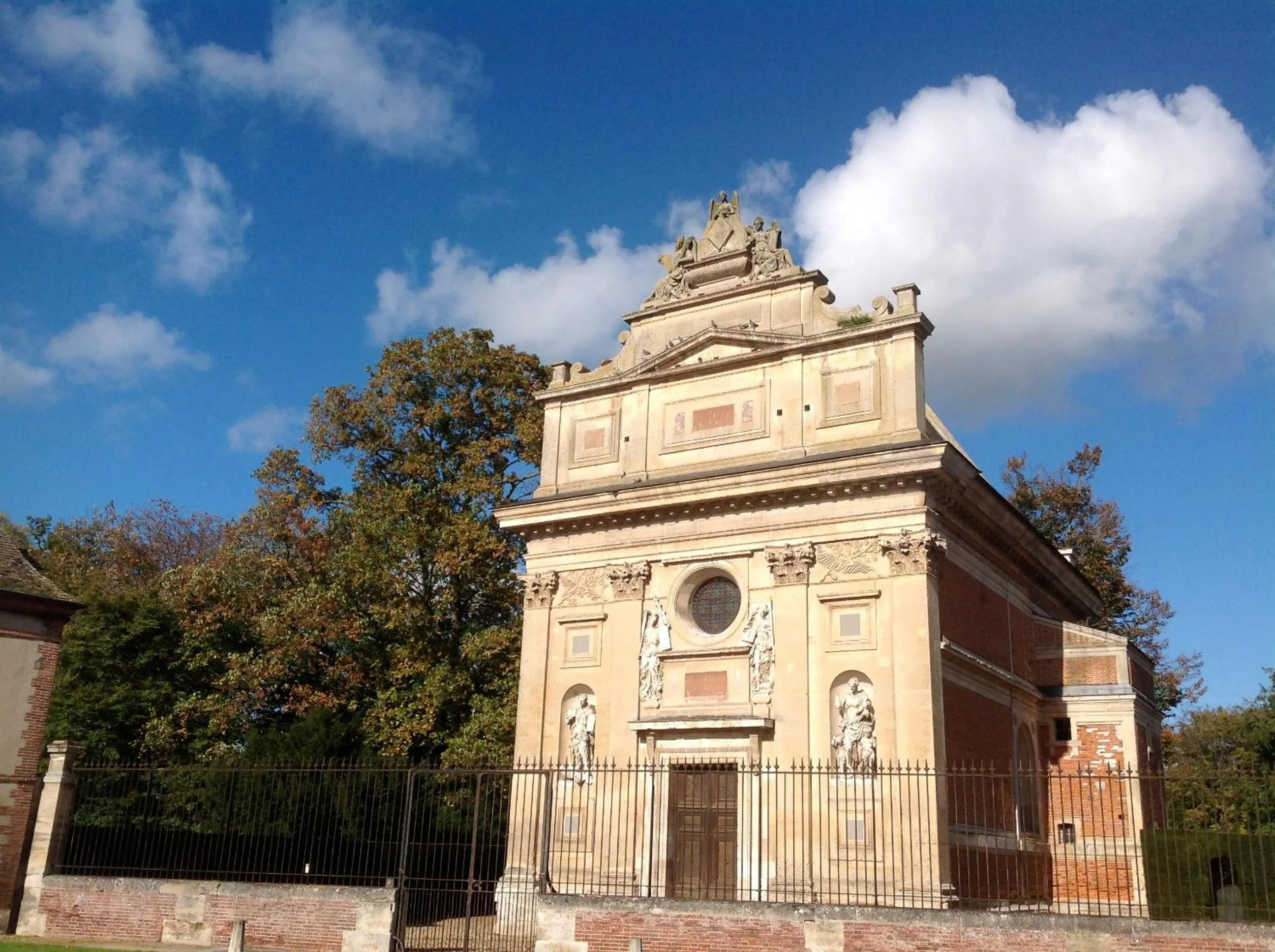 Area and facilities in The Originals Access, Hôtel La Dousseine, Dreux Nord