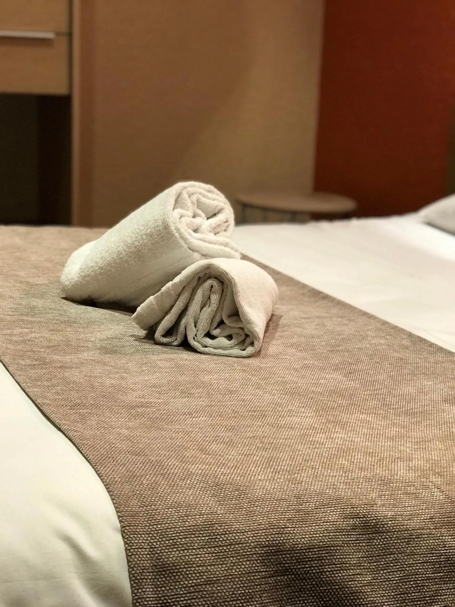 Decorative detail, Bed in Hotel de Bretagne