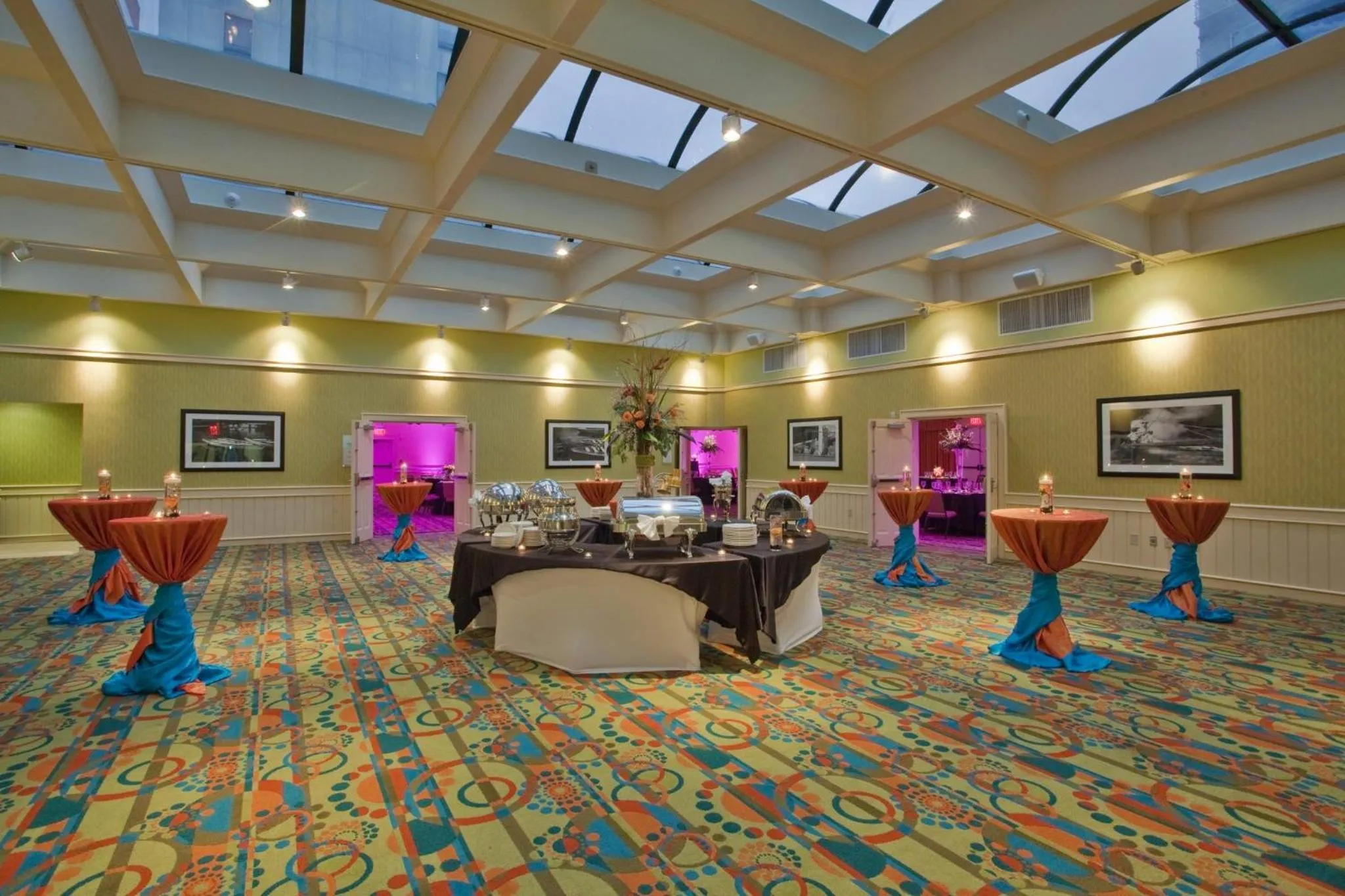 Meeting/conference room in Holiday Inn & Suites Virginia Beach - North Beach by IHG