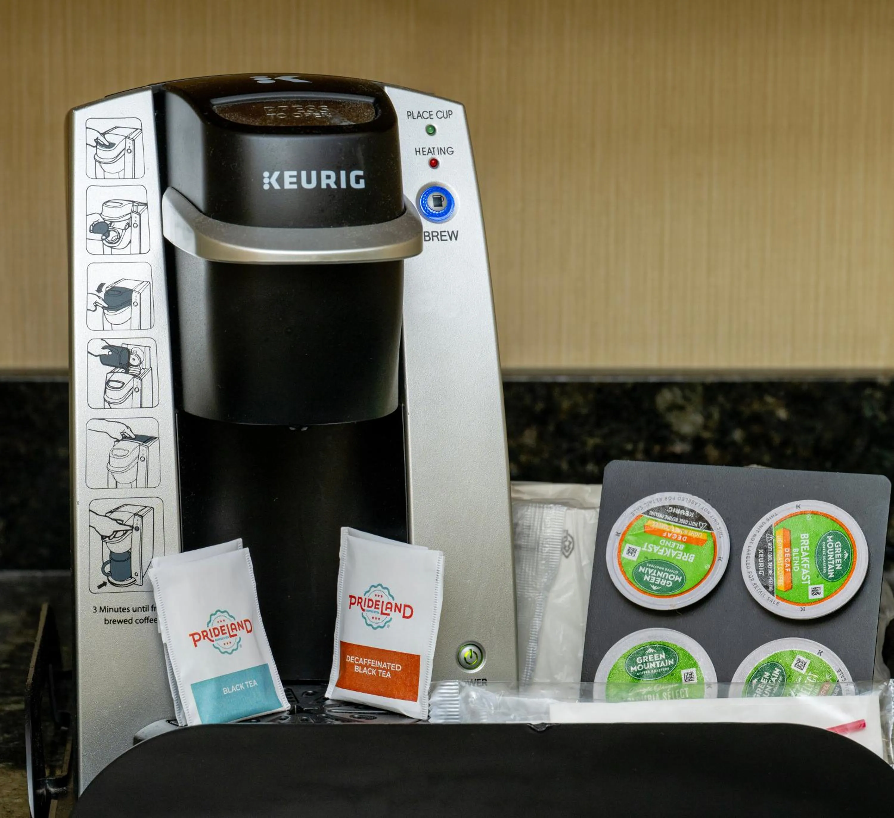 Coffee/tea facilities in Holiday Inn & Suites Virginia Beach - North Beach by IHG