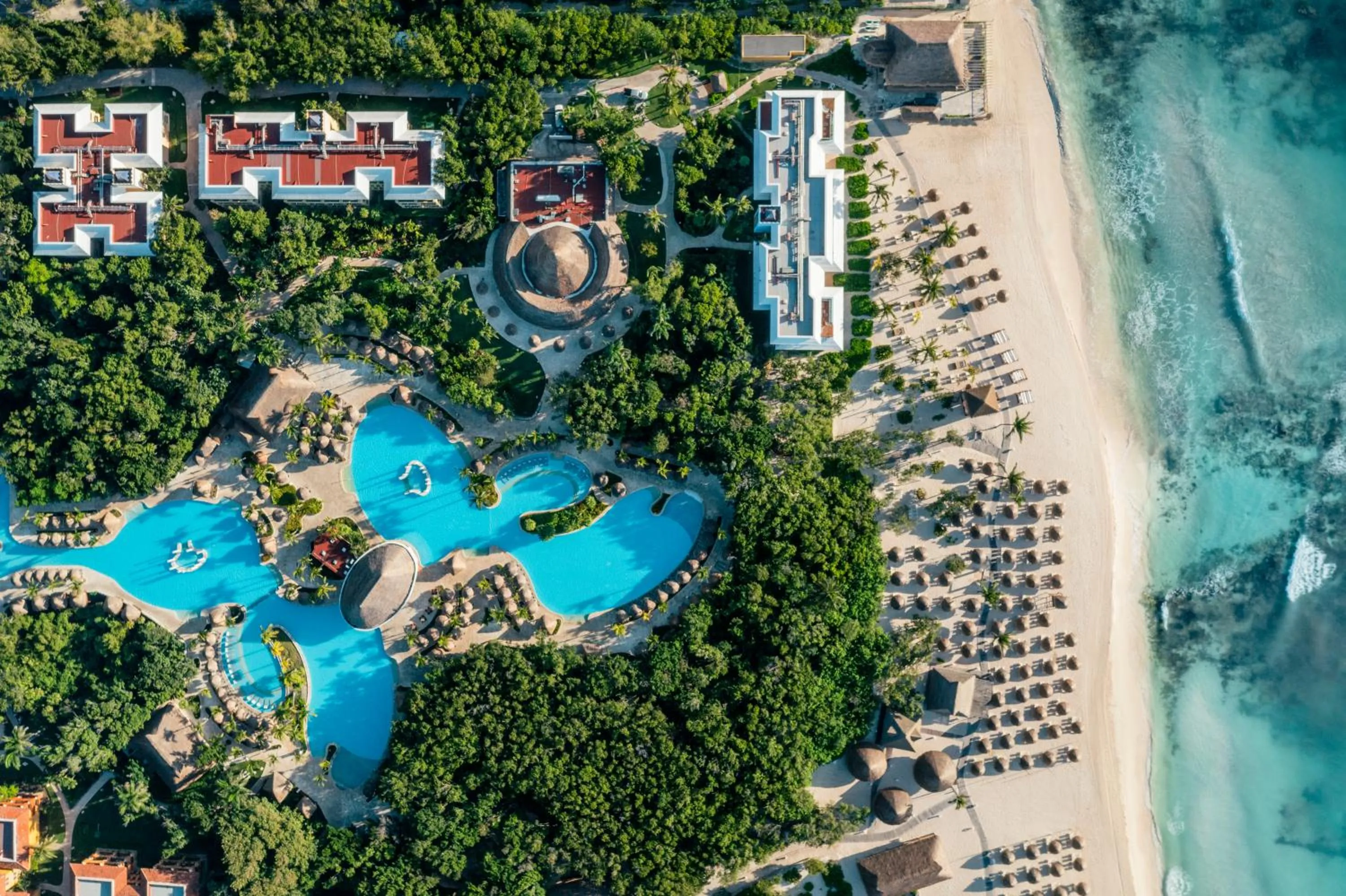 Bird's eye view in Iberostar Waves Paraíso del Mar - All Inclusive