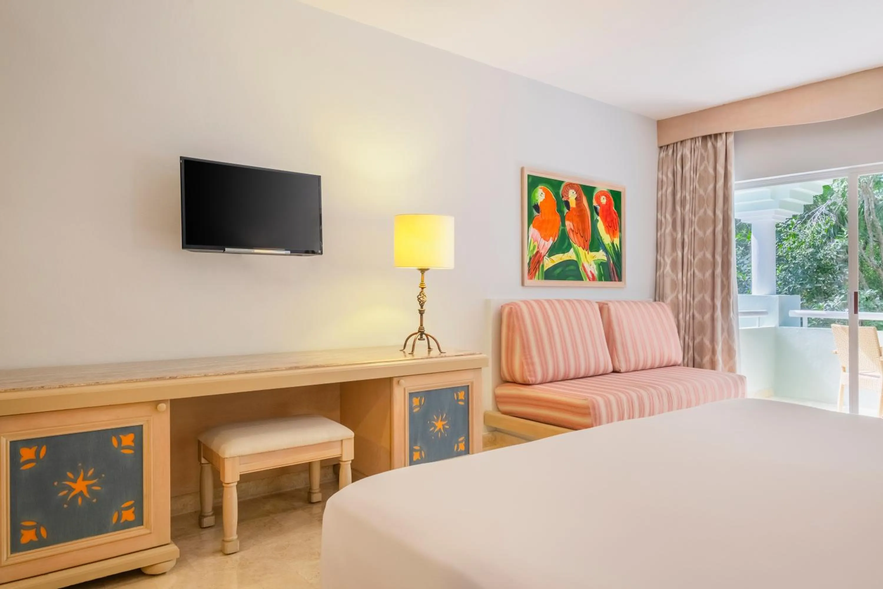 TV and multimedia, Bed in Iberostar Waves Paraíso del Mar - All Inclusive