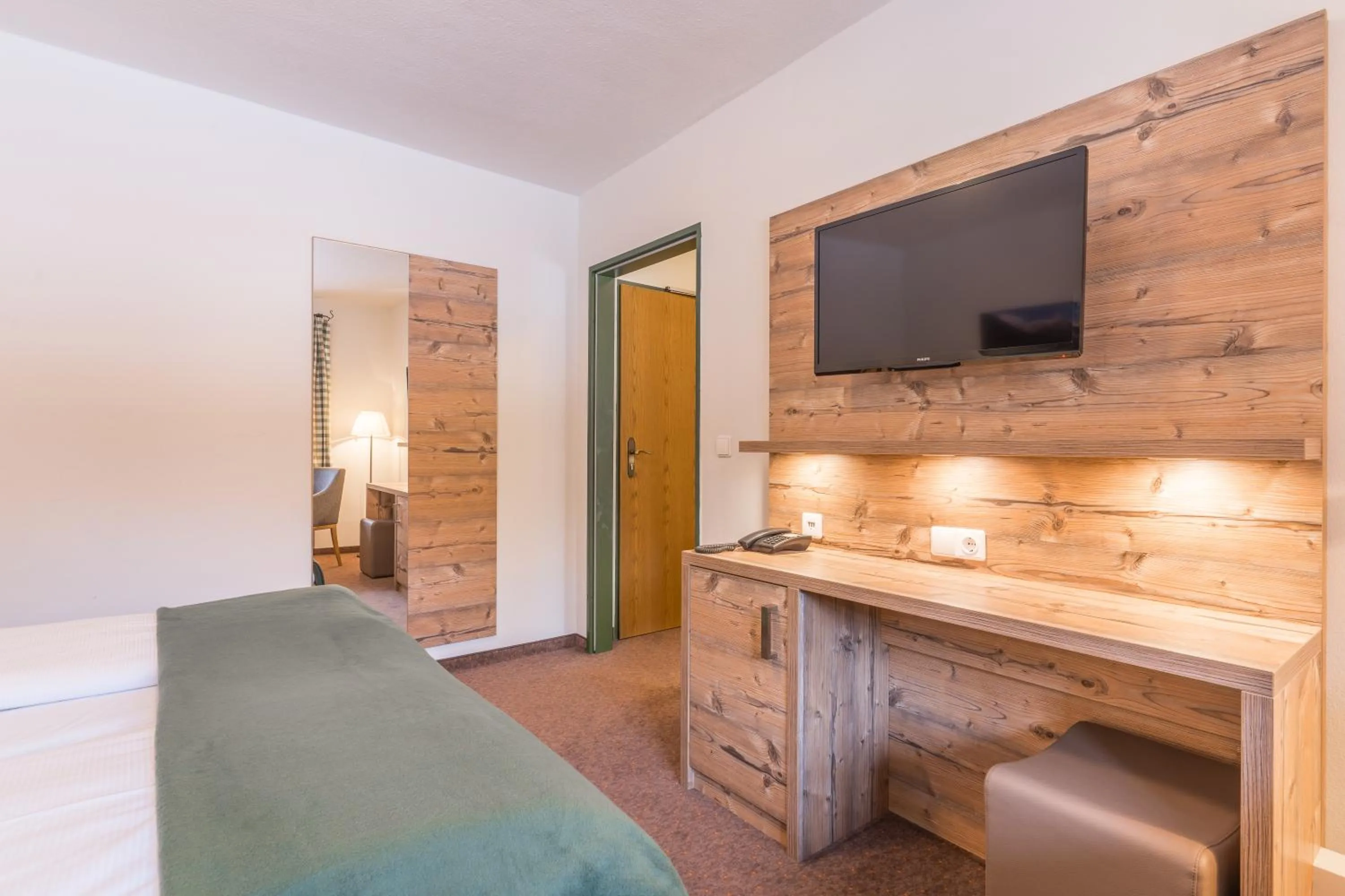 Photo of the whole room in BSW Hotel Hubertus-Park