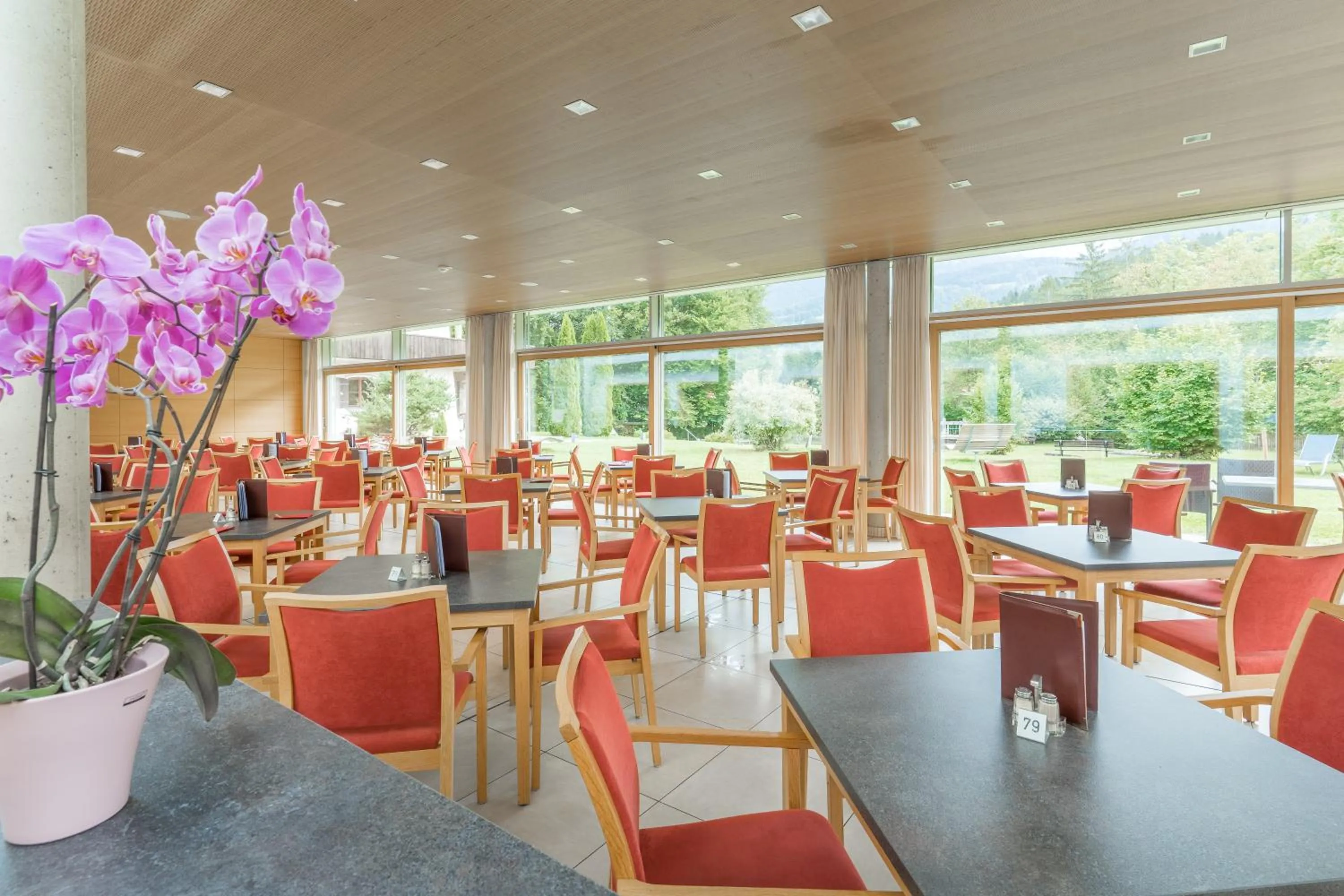 Restaurant/places to eat in BSW Hotel Hubertus-Park