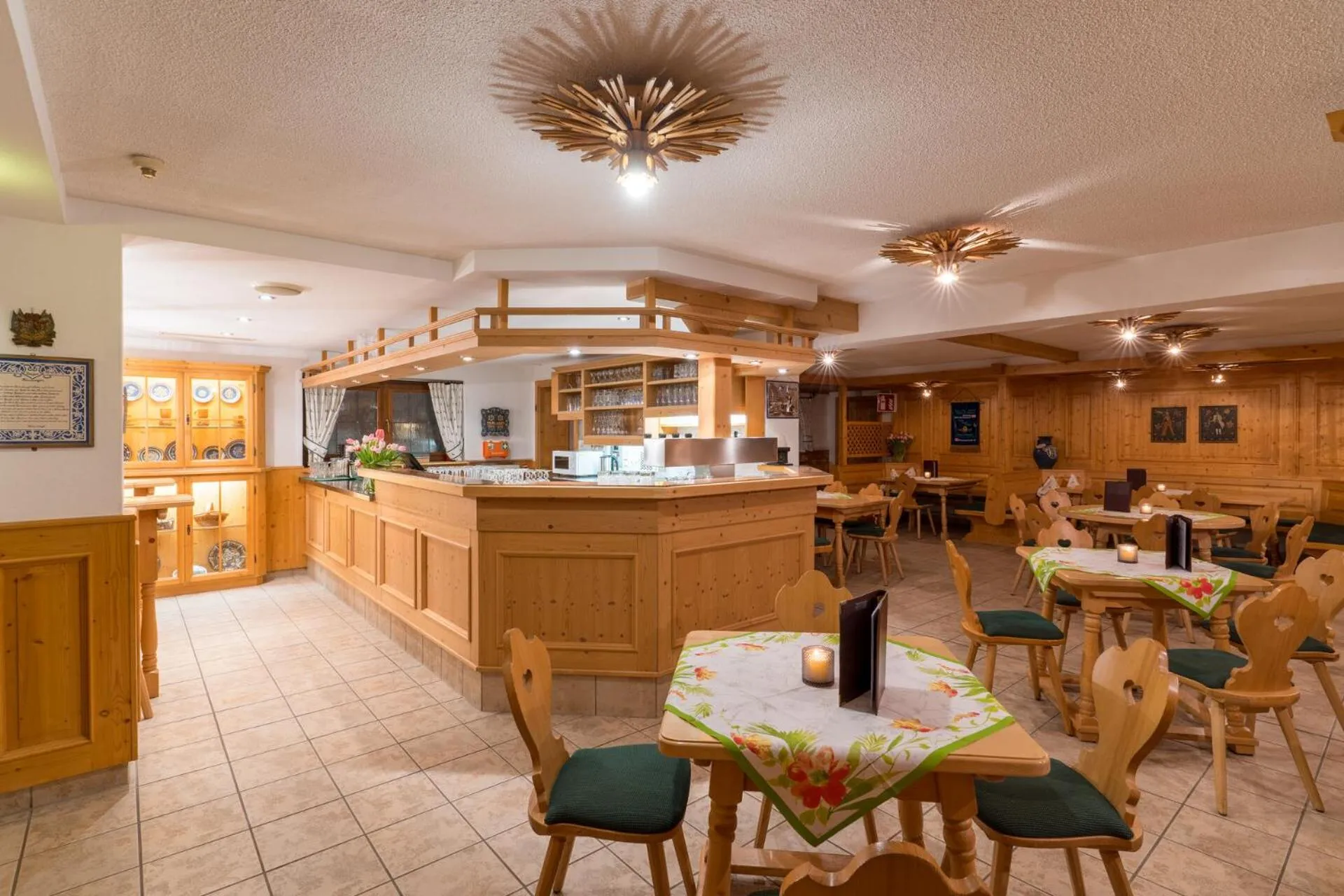 Lounge or bar in BSW Hotel Hubertus-Park