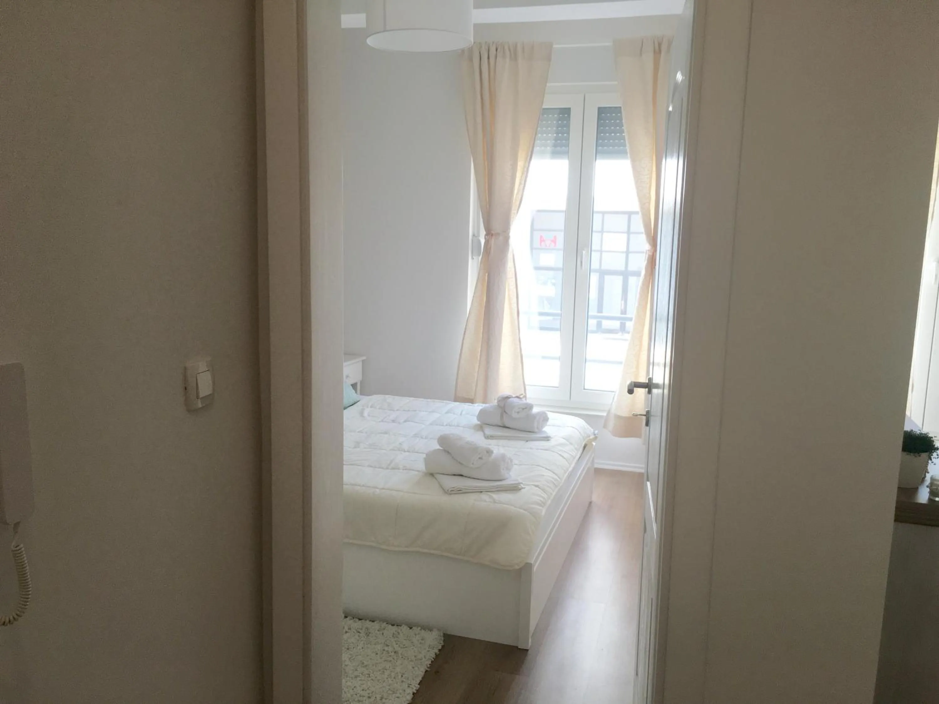 Property building, Bed in Happy Apartments Mostar