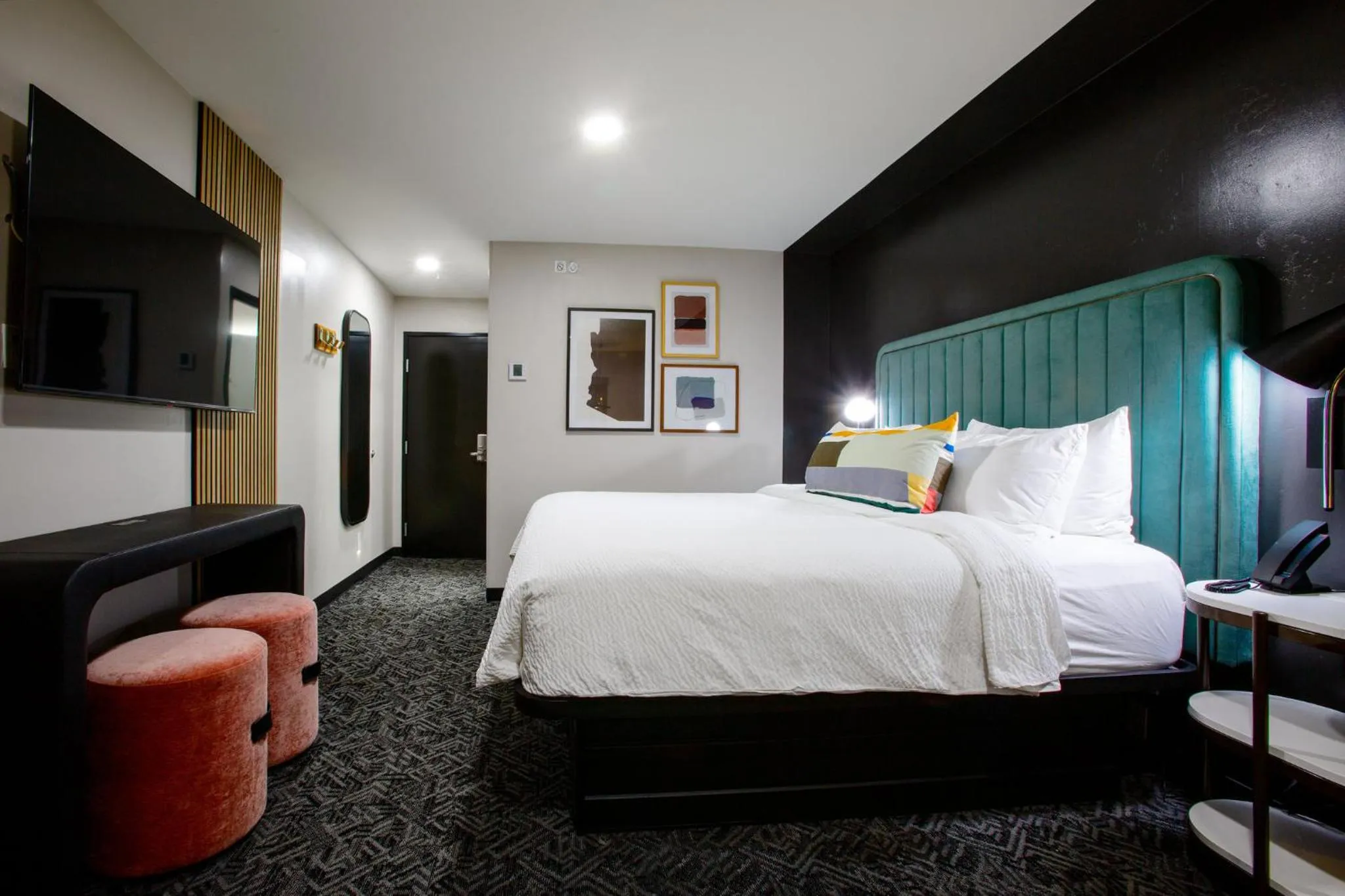 Photo of the whole room, Bed in voco Flagstaff by IHG